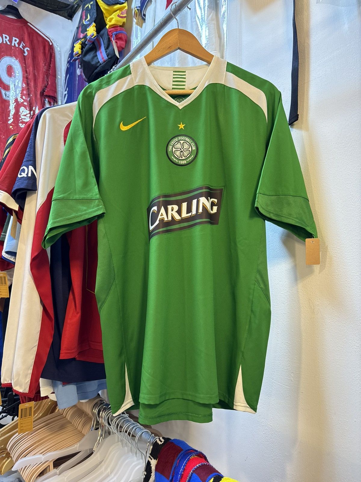 Nike 2005-2006 Celtic Away Kit Size US L / EU 52-54 / 3 - 1 Thumbnail