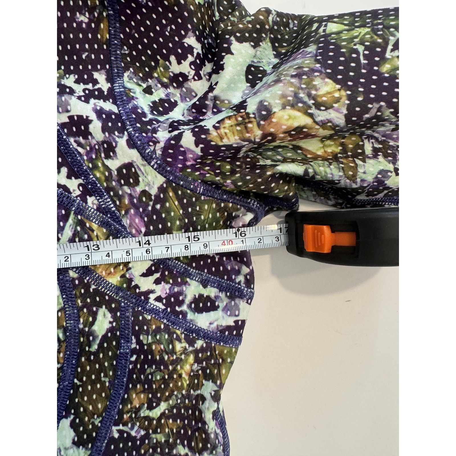 Lululemon Lululemon Womens Size 6 Purple Green Full Zip Size M / US 6-8 / IT 42-44 - 5 Thumbnail