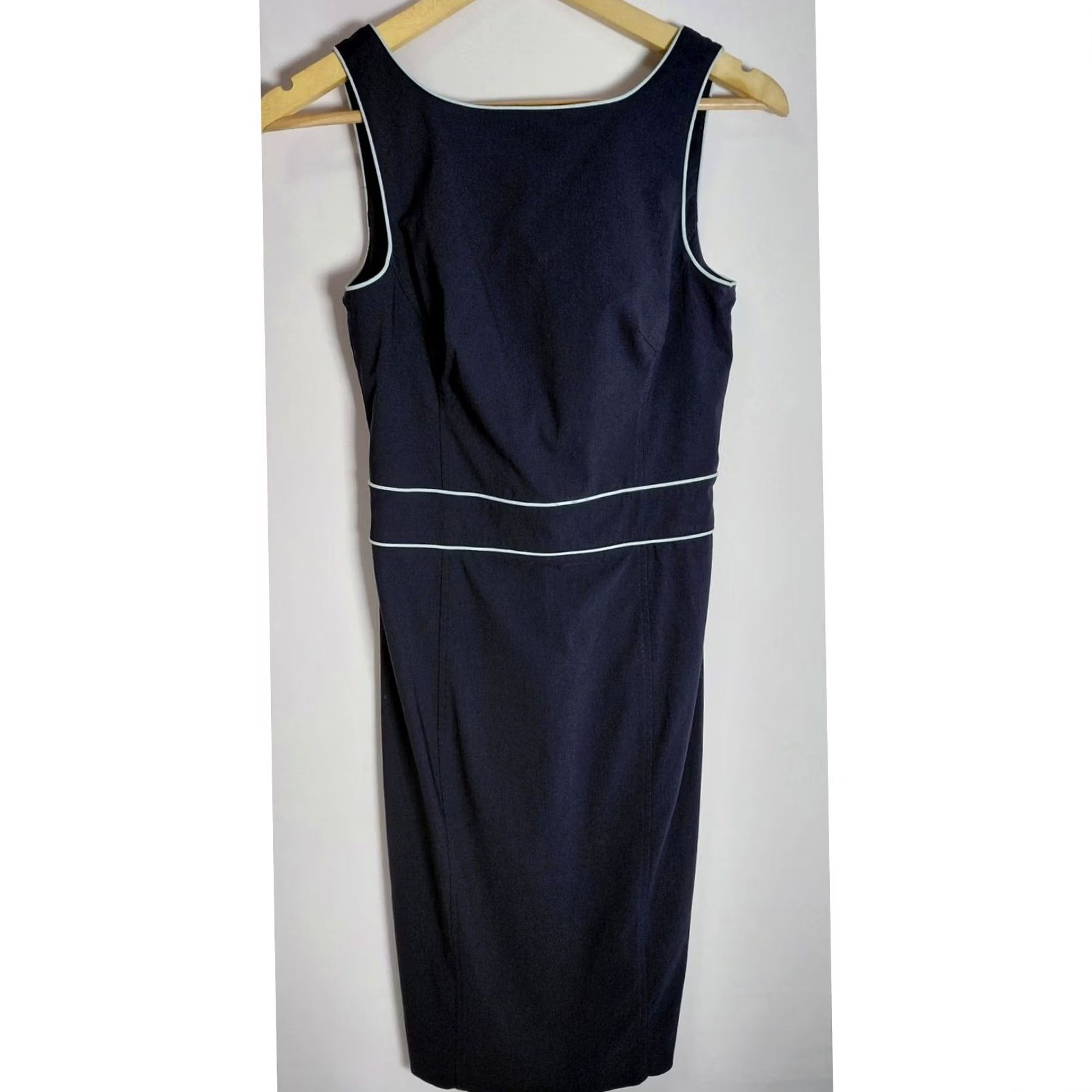 Express EXPRESS STRETCH Navy Dress Solid Sleeveless Knee Length Women Size 4 Size S / US 4 / IT 40 - 2 Thumbnail