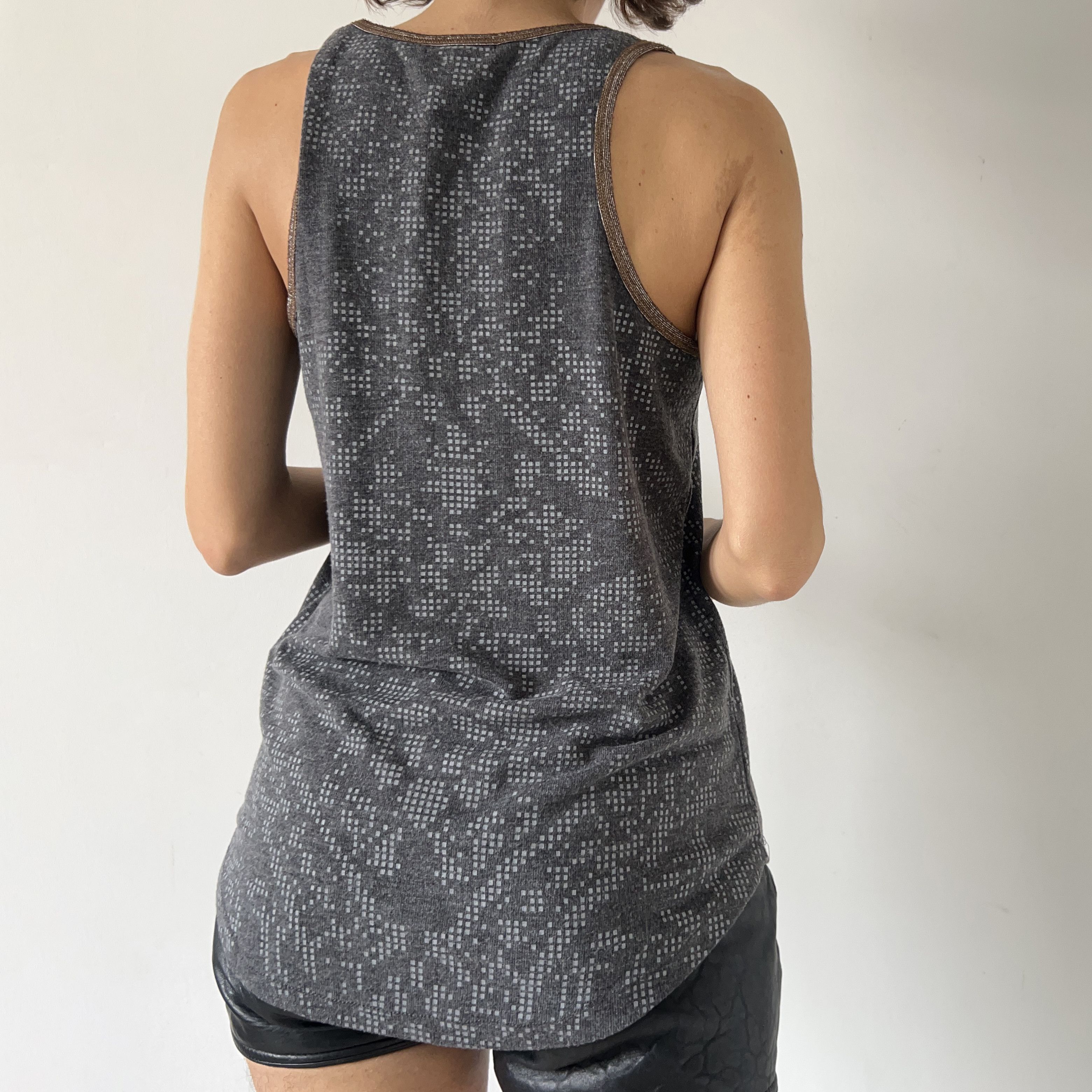 Custo Barcelona Custo Barcelona y2k knit tank top with sequin trim Size M / US 6-8 / IT 42-44 - 2 Thumbnail