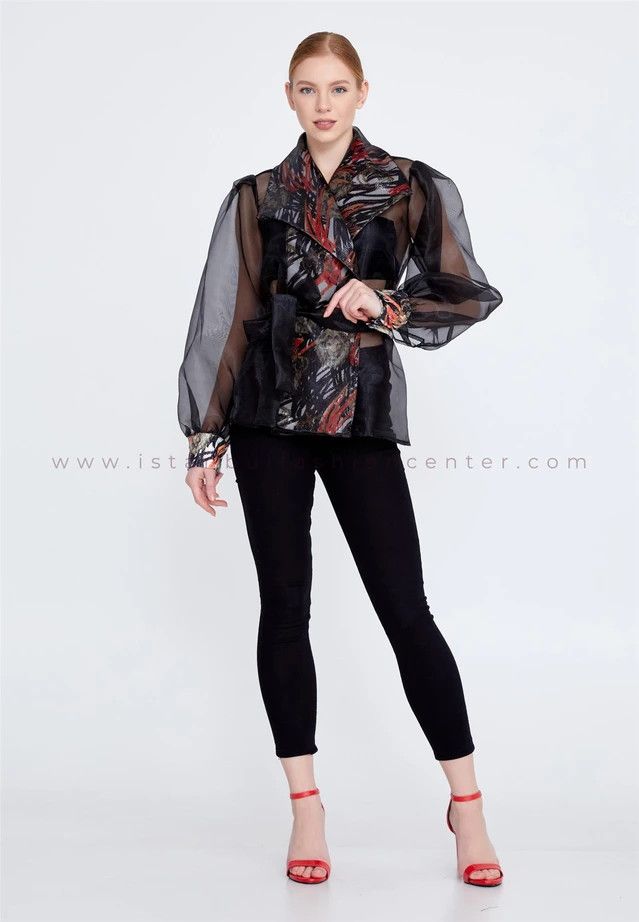 o1w1db10124 Jacket in Black