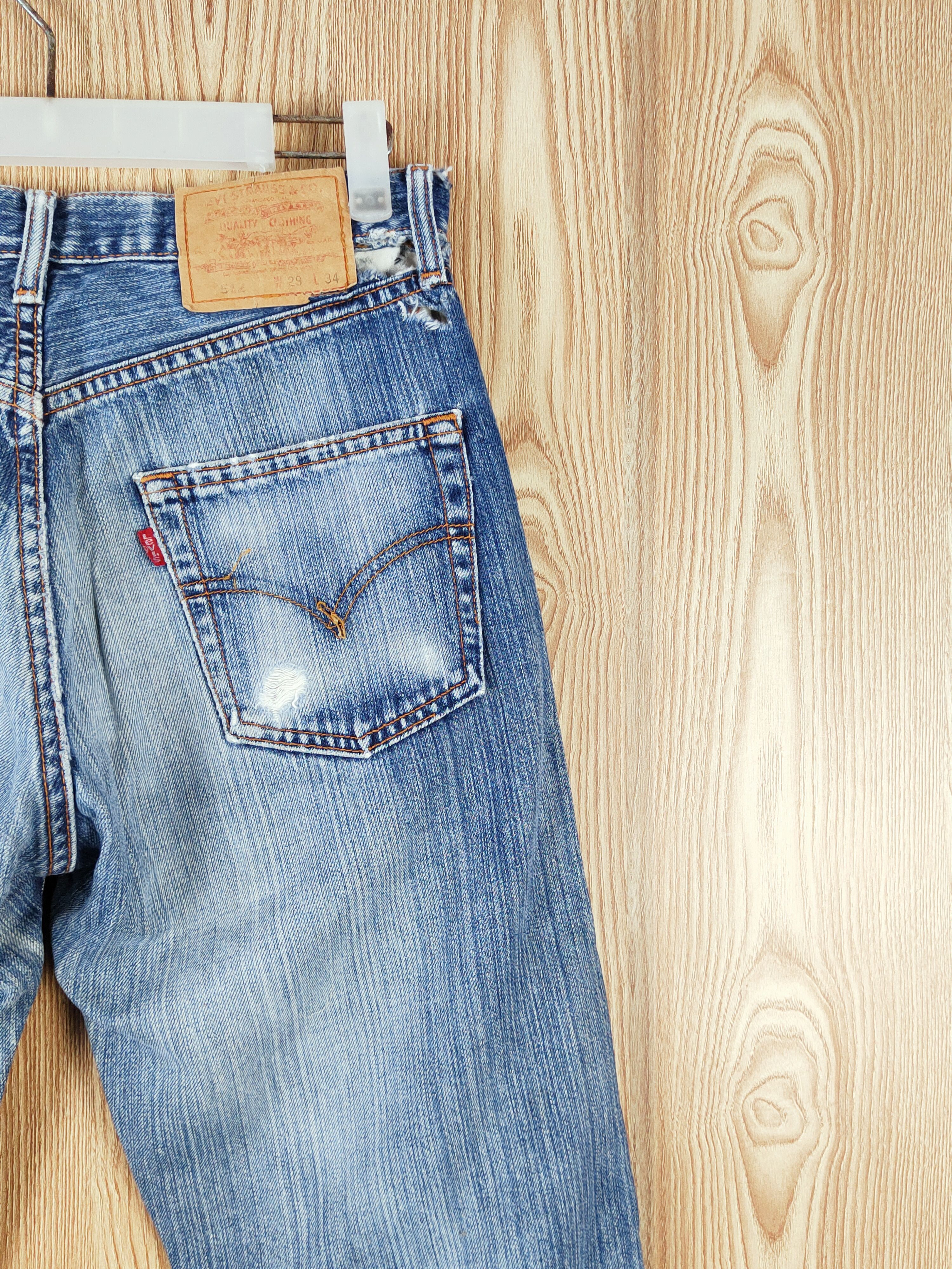 Levi's 512 Levi's vintage Blue Distressed Ripped Jeans denim #W233 Size US 29 - 13 Thumbnail