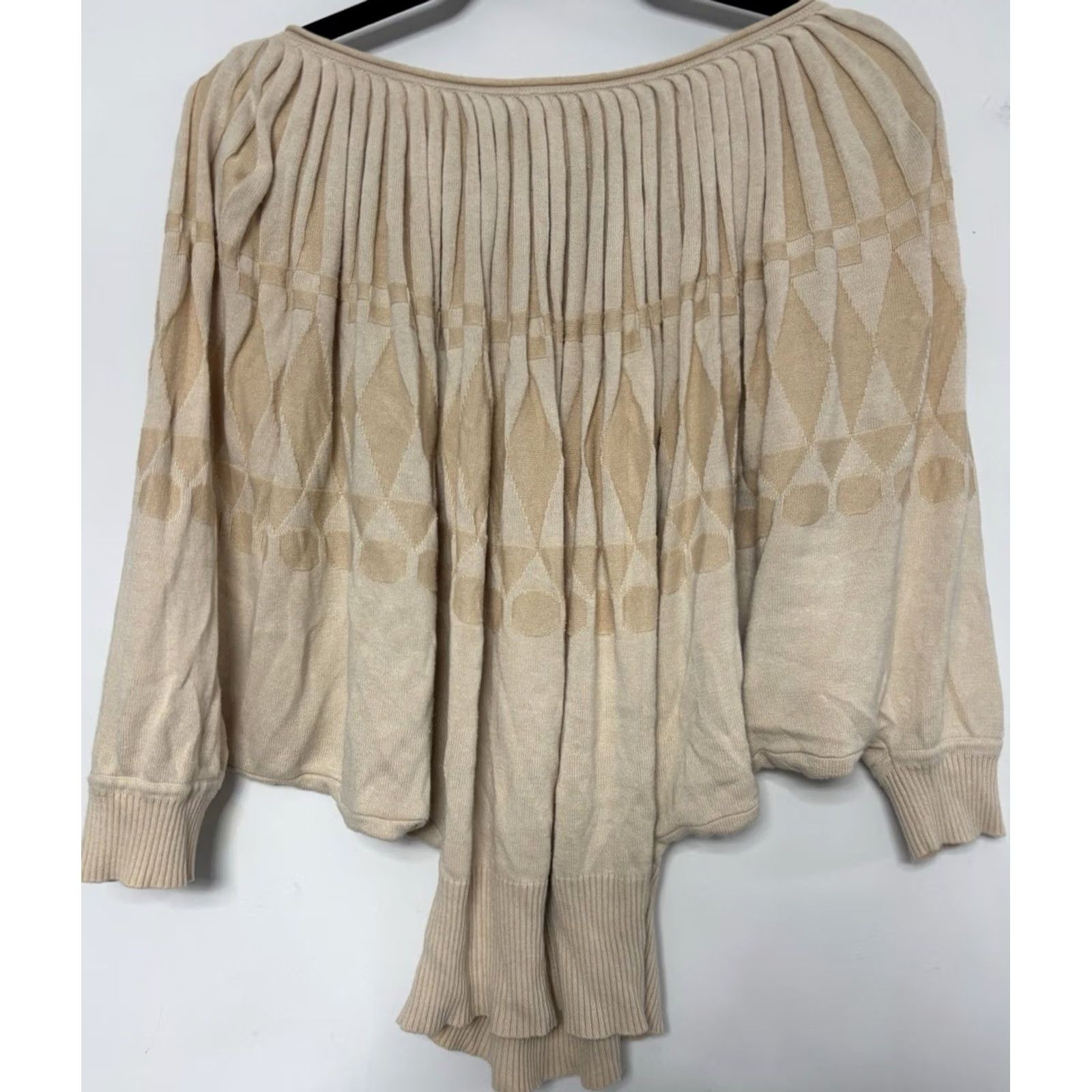 Vintage Lucky Rack Beige Geometric Batwing Knit Pullover Sweater | Size S Womens Size S / US 4 / IT 40 - 2 Thumbnail