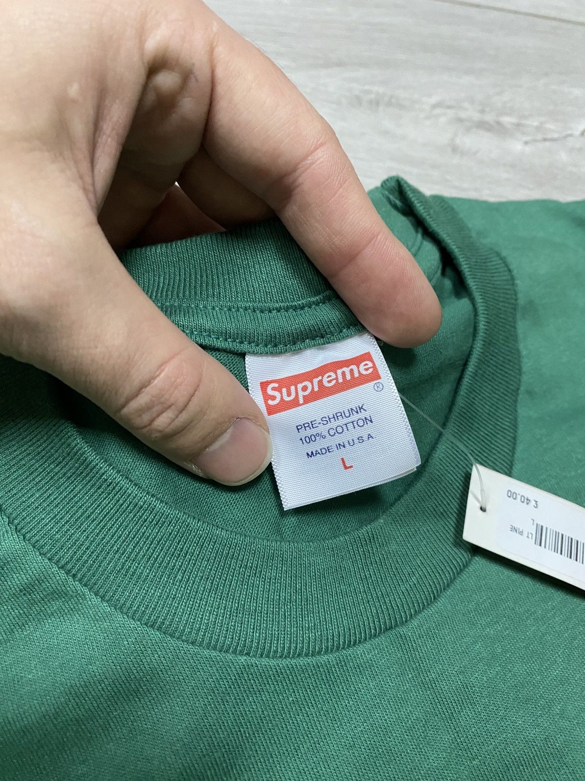 Supreme Supreme NEW Backwards Tee L Size US L / EU 52-54 / 3 - 3 Thumbnail