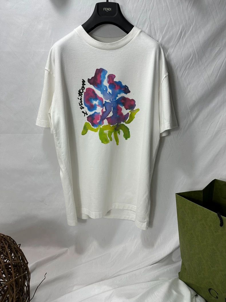 Louis Vuitton Elegant Floral Print Short Sleeve T-Shirt - dmc Size US M / EU 48-50 / 2 - 1 Thumbnail