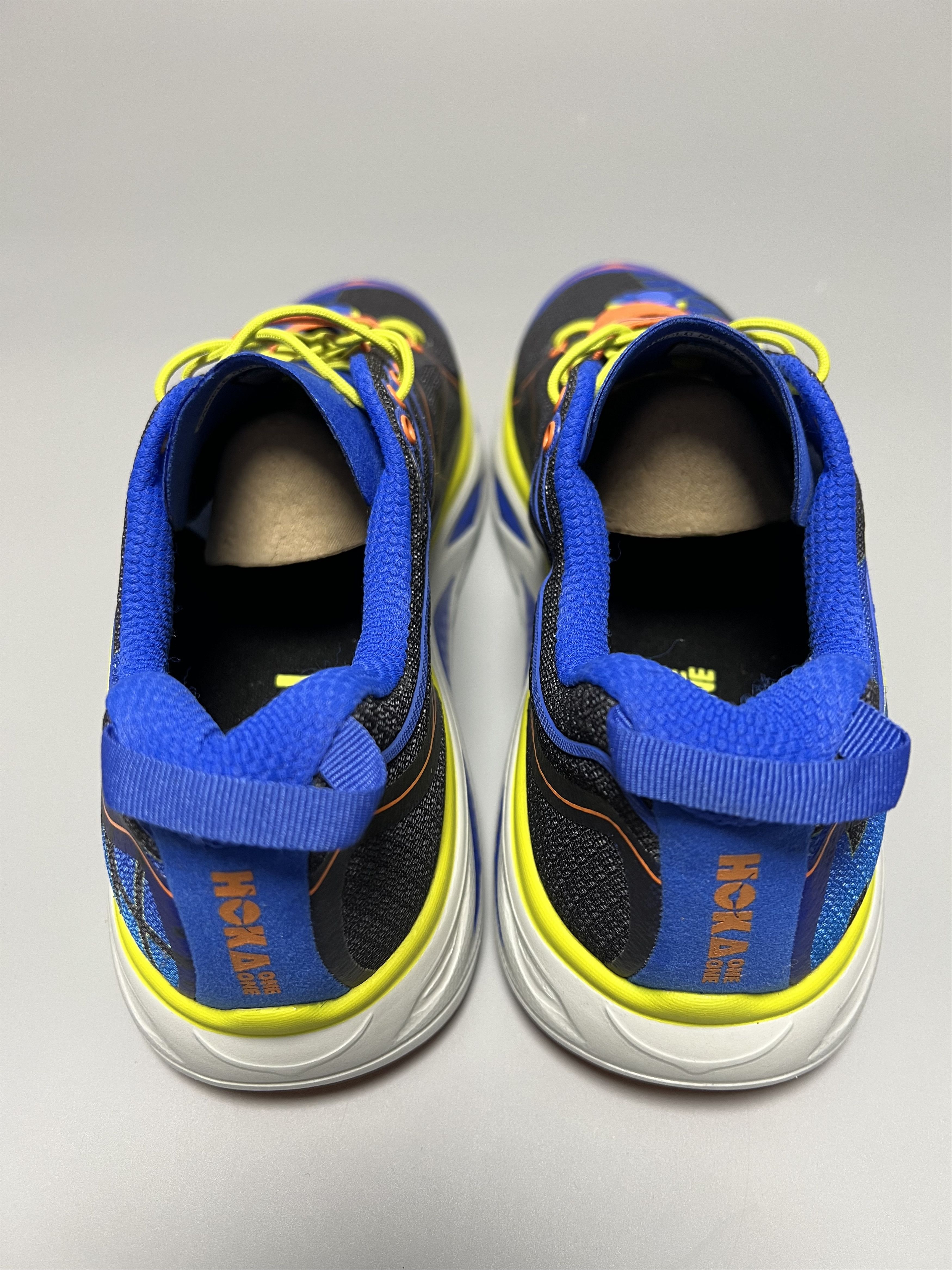 Hoka Hoka Huaka Origins Comfort Walking Shoes Sneakers Travel Size US 10 / EU 43 - 14 Thumbnail