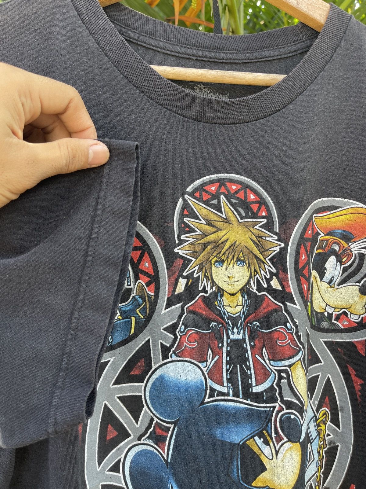 Beauty Beast Vintage y2k Disney🔥KINGDOM HEARTS🔥Full PRINT Faded Tee Size US L / EU 52-54 / 3 - 3 Thumbnail