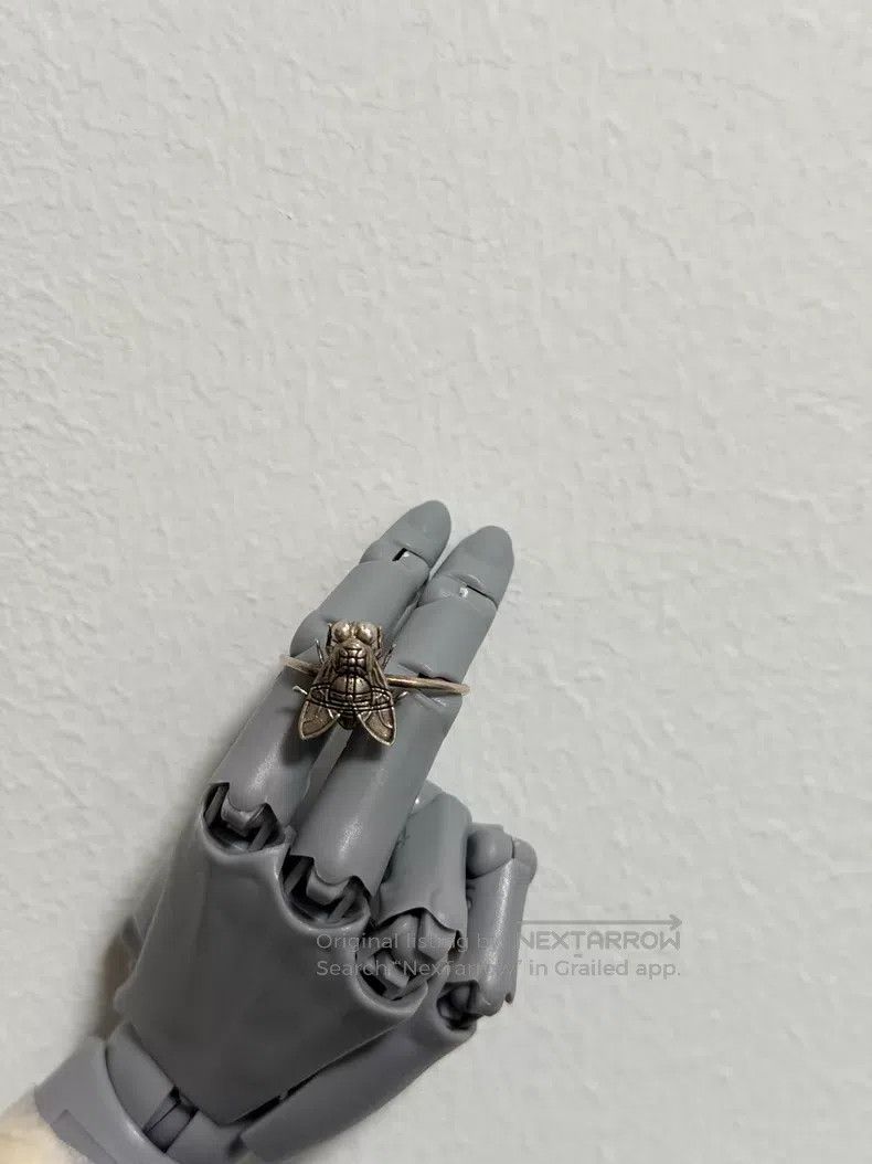 Vivienne Westwood Vivienne Westwood Fly Ring Size ONE SIZE - 1 Thumbnail