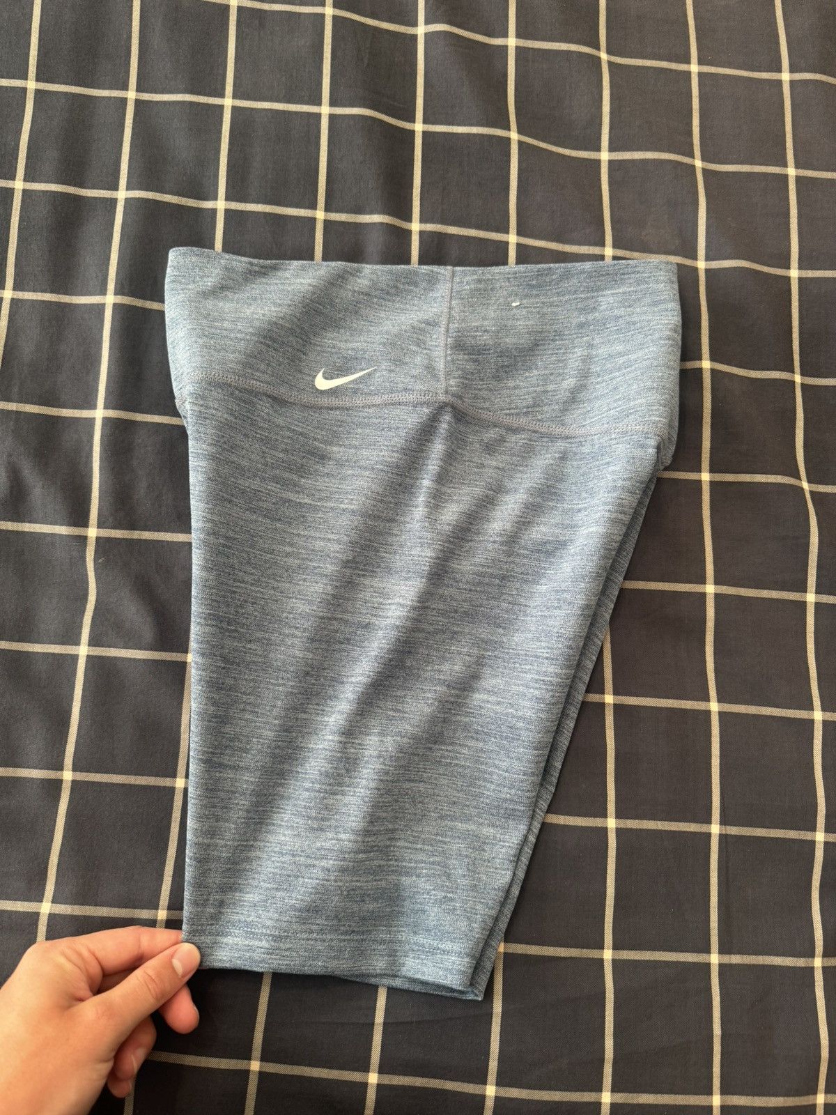 Nike Nike One Womens 7" TrainingShorts Mid Rise BlueDD0243411Sz S Size 25" / US 0 / IT 36 - 2 Thumbnail
