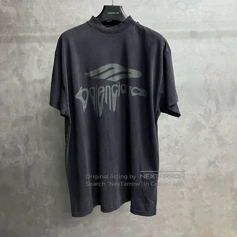 Balenciaga Balenciaga Coal Grey Oversized Round Neck Short Sleeve T-S Size US S / EU 44-46 / 1 - 1 Thumbnail