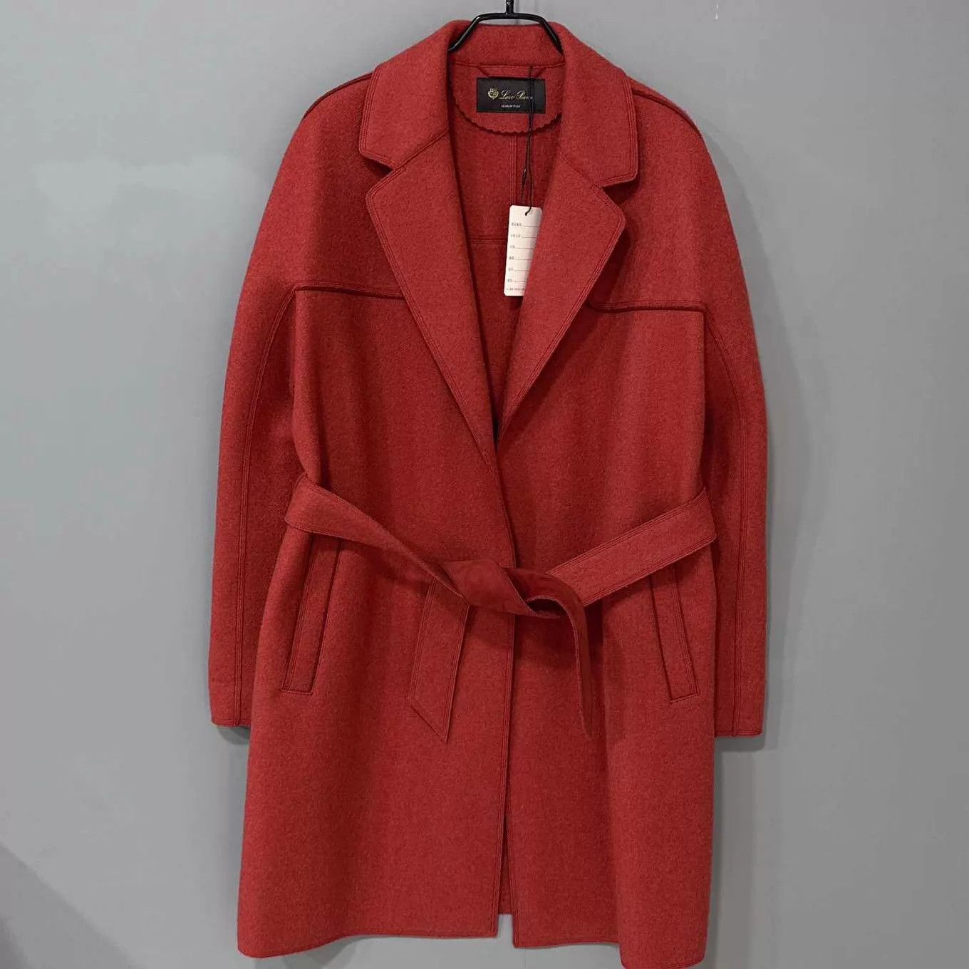 Loro Piana Loro Piana Red Midi-length Collared Cashmere Coat size 44 Size M / US 6-8 / IT 42-44 - 1 Thumbnail