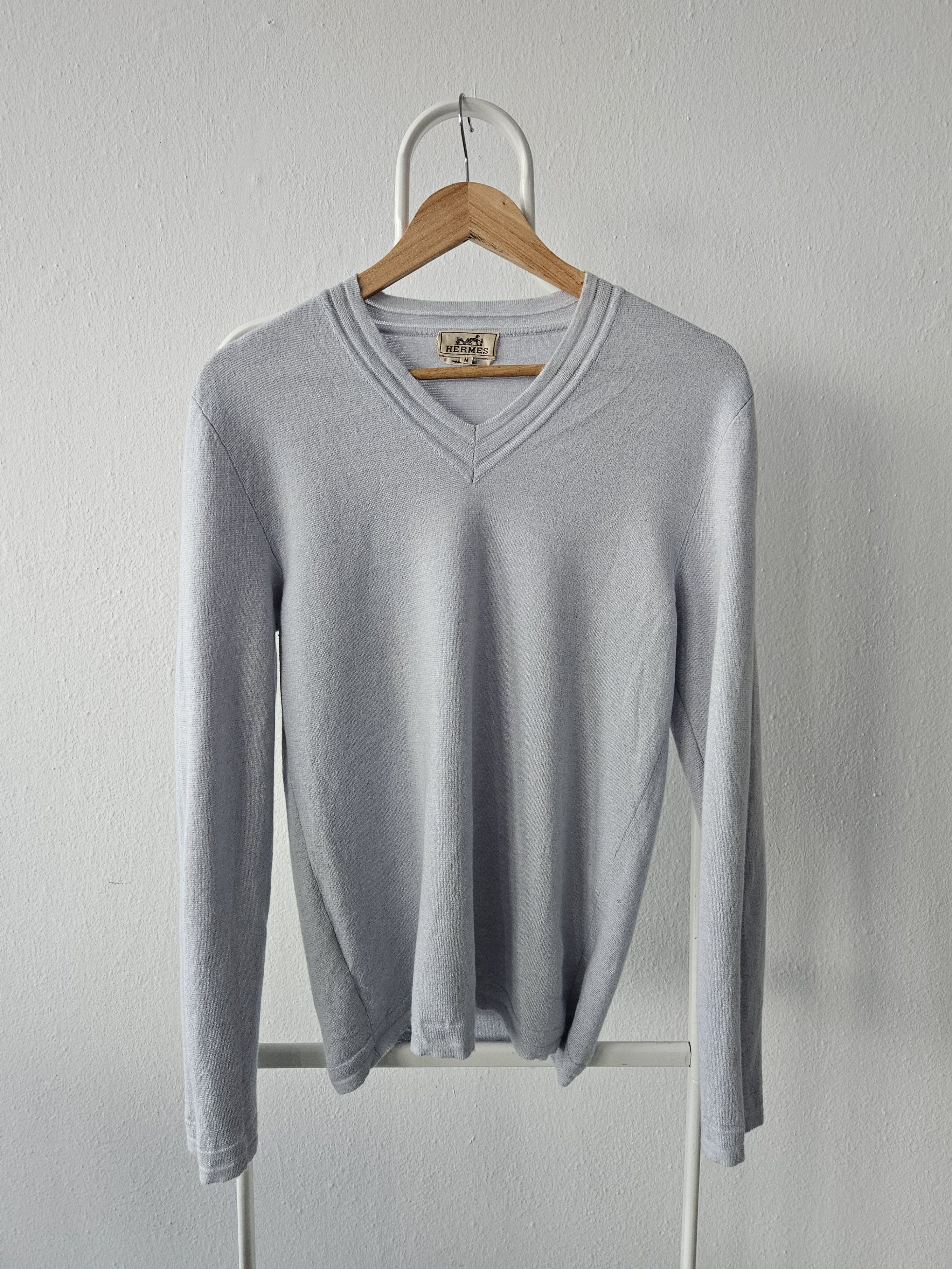 Hermes Vintage Hermes cashmere cotton blend v neck pullover Size M / US 6-8 / IT 42-44 - 1 Thumbnail