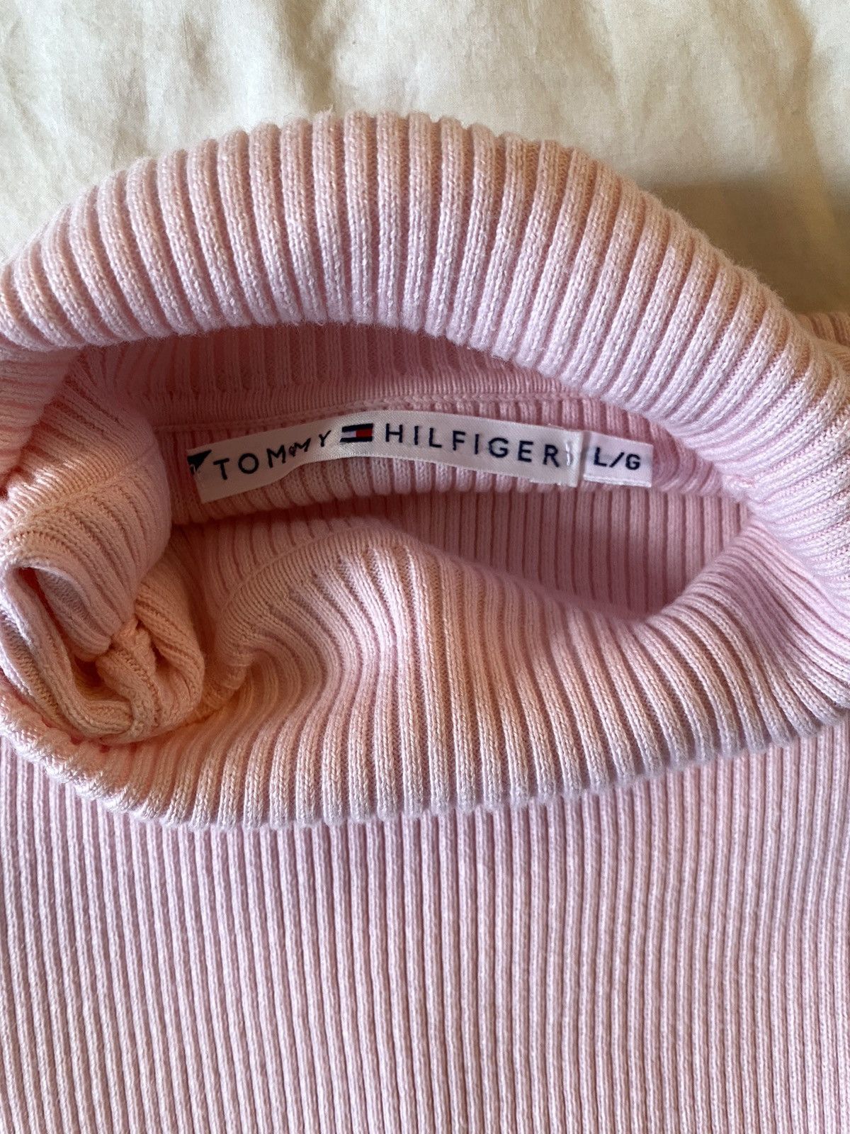 Tommy Hilfiger Tommy Hilfiger Pink Turtleneck Size L / US 10 / IT 46 - 3 Thumbnail