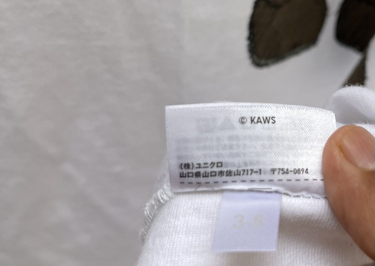 Kaws × Uniqlo Kaws x Uniqlo Japanese Brand Tshirt Size US M / EU 48-50 / 2 - 7 Thumbnail