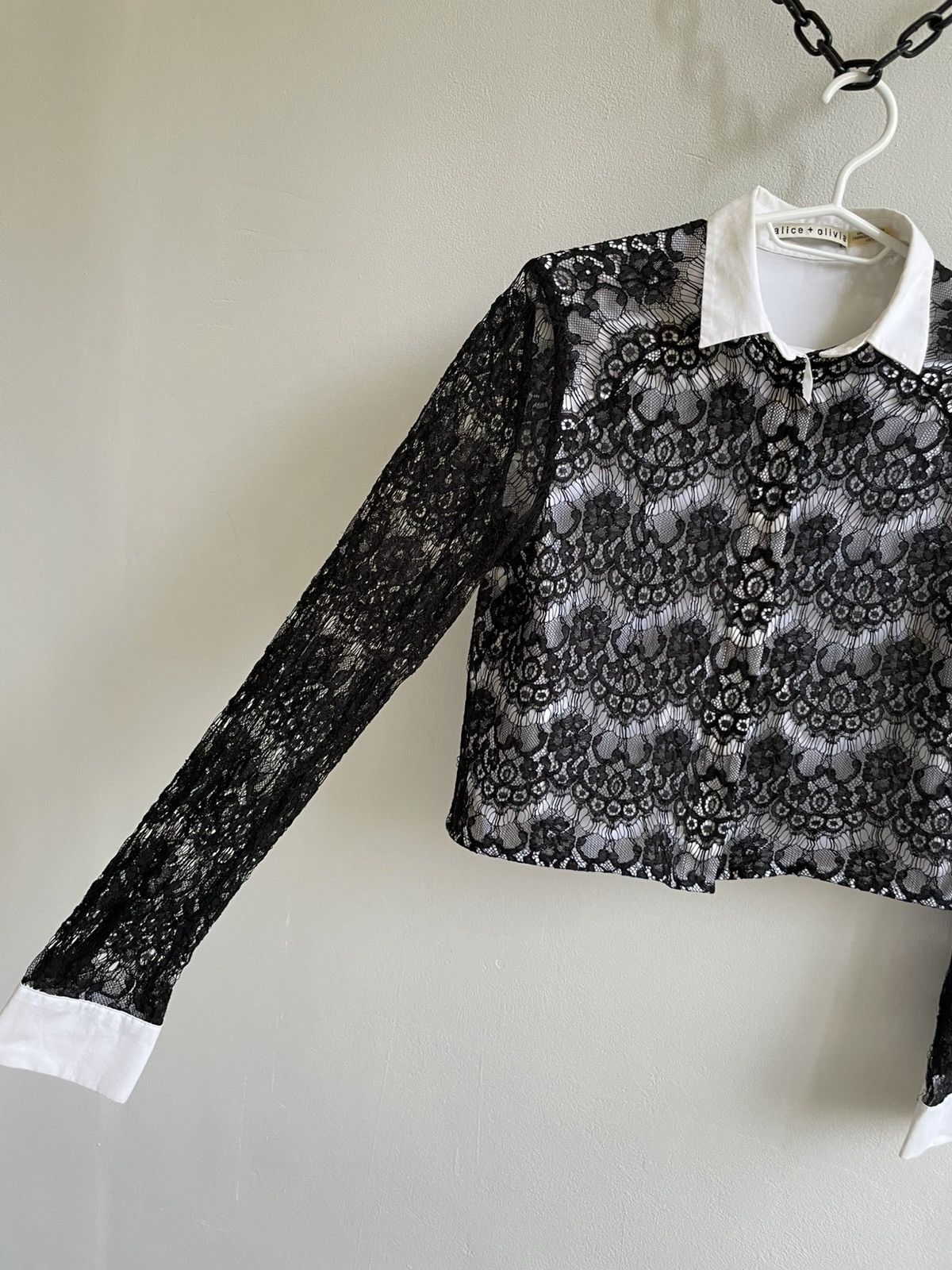 Alice + Olivia Alice + Olivia Shirt Long Sleeve Button Blouse Top Pullover Size XS / US 0-2 / IT 36-38 - 3 Thumbnail