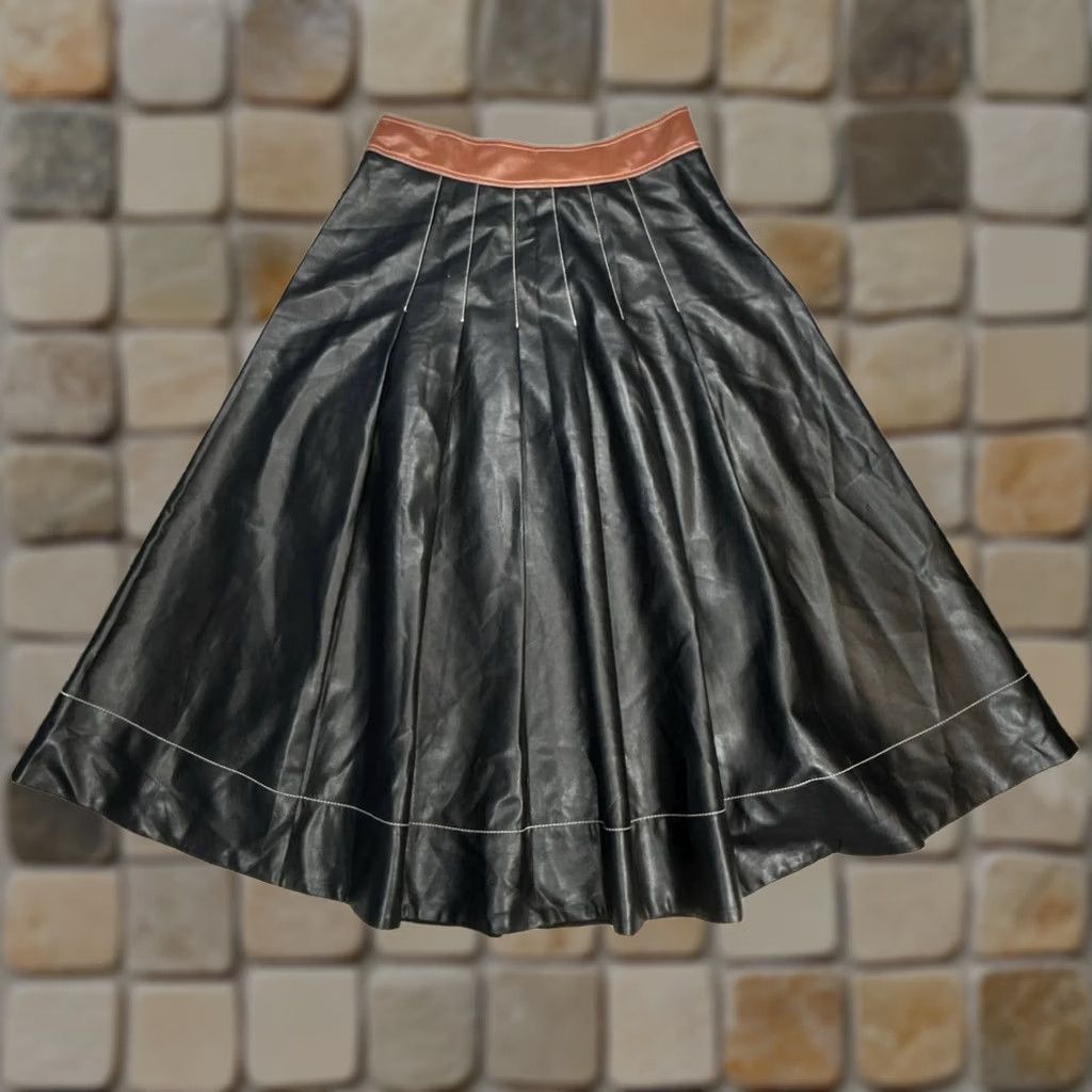 Anthropologie Anthropologie Skirt Womens 12P Black Colorblock Faux Leather Maxi Side Zip Midi? Size 34" / US 12 / IT 48 - 1 Thumbnail