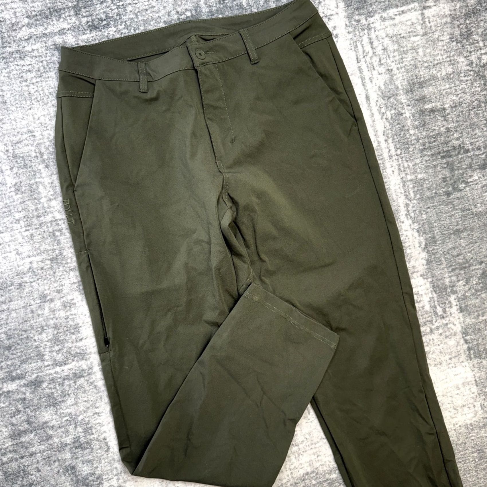 Vintage BYLT Every Day Pants 2.0 Mens 34 Green Chino Tapered Stretch 5-Pocket Casual Business Travel 30x32 Regular Mens Size US 34 / EU 50 - 2 Thumbnail