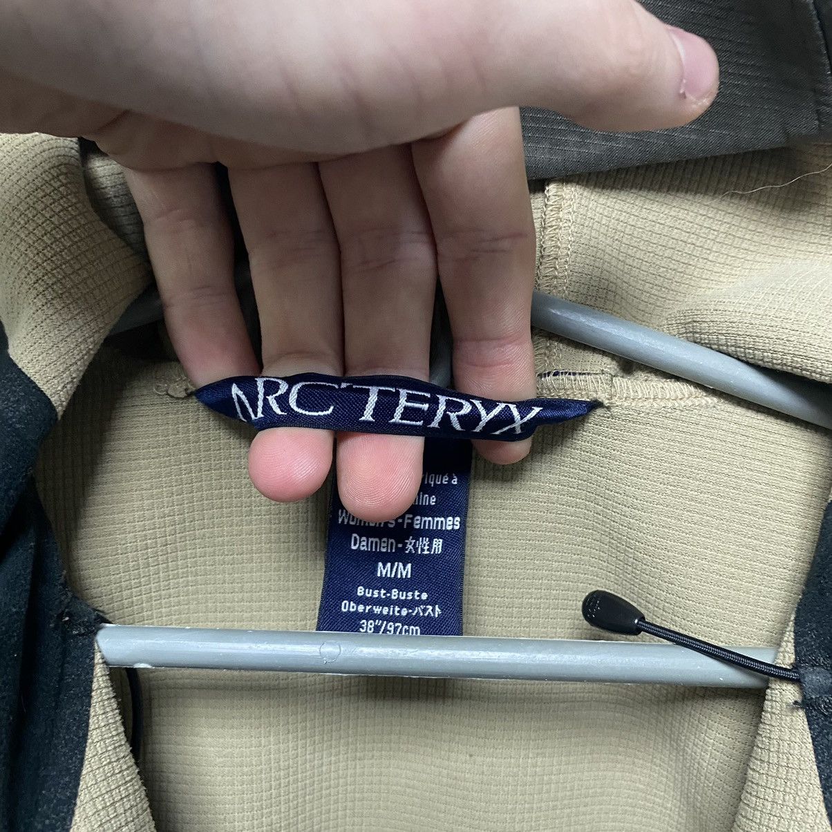Arc'teryx GorpCore Vintage Arcteryx Jacket Soft-shell Size US S / EU 44-46 / 1 - 7 Thumbnail