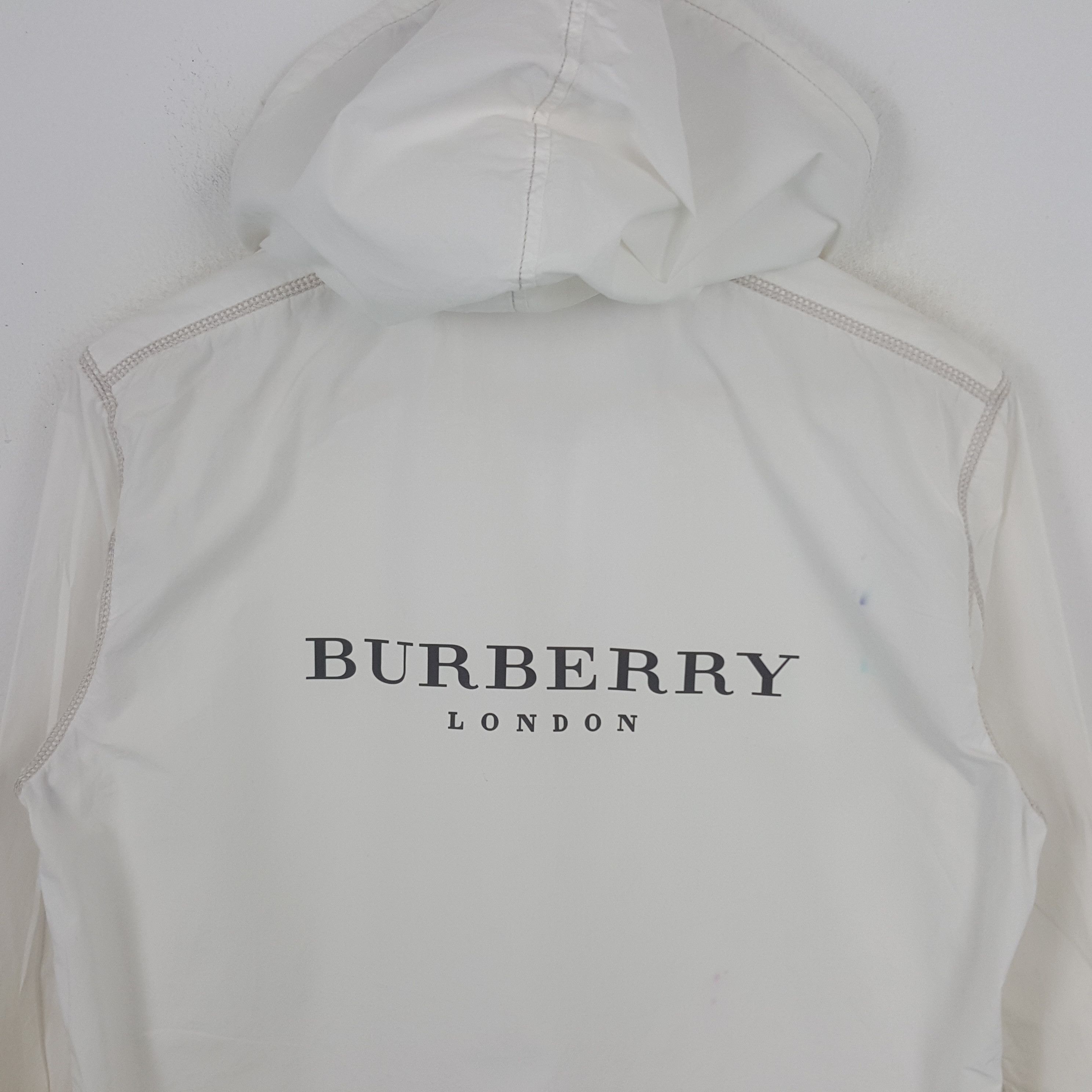 Burberry Vintage Burberry London Blue Label Custom Logo Zipper Jacket Size L / US 10 / IT 46 - 2 Thumbnail
