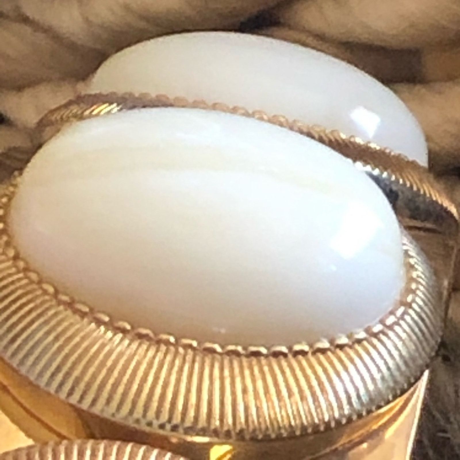 Vintage Vintage Two Sisters cream quartz stone bracelet Size ONE SIZE - 4 Thumbnail
