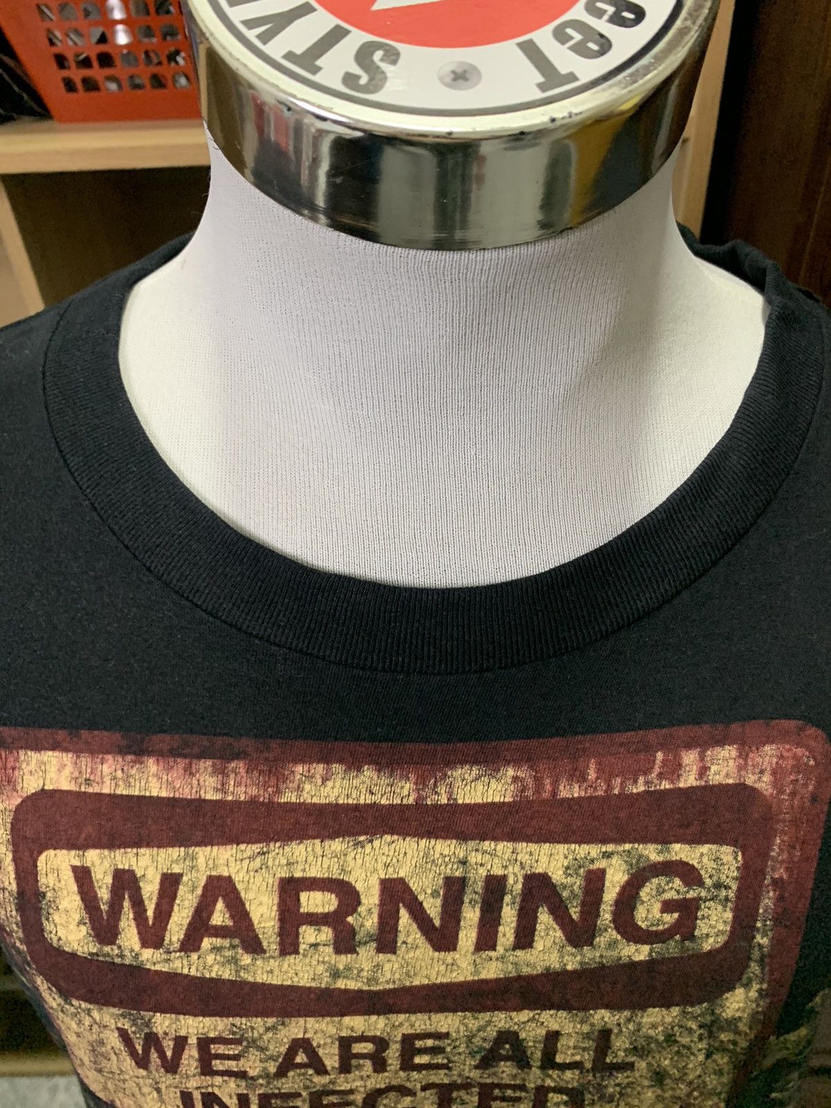 Vintage Vintage Y2K The Walking Dead We Are All Infected Zombies Tee Size US XL / EU 56 / 4 - 5 Thumbnail
