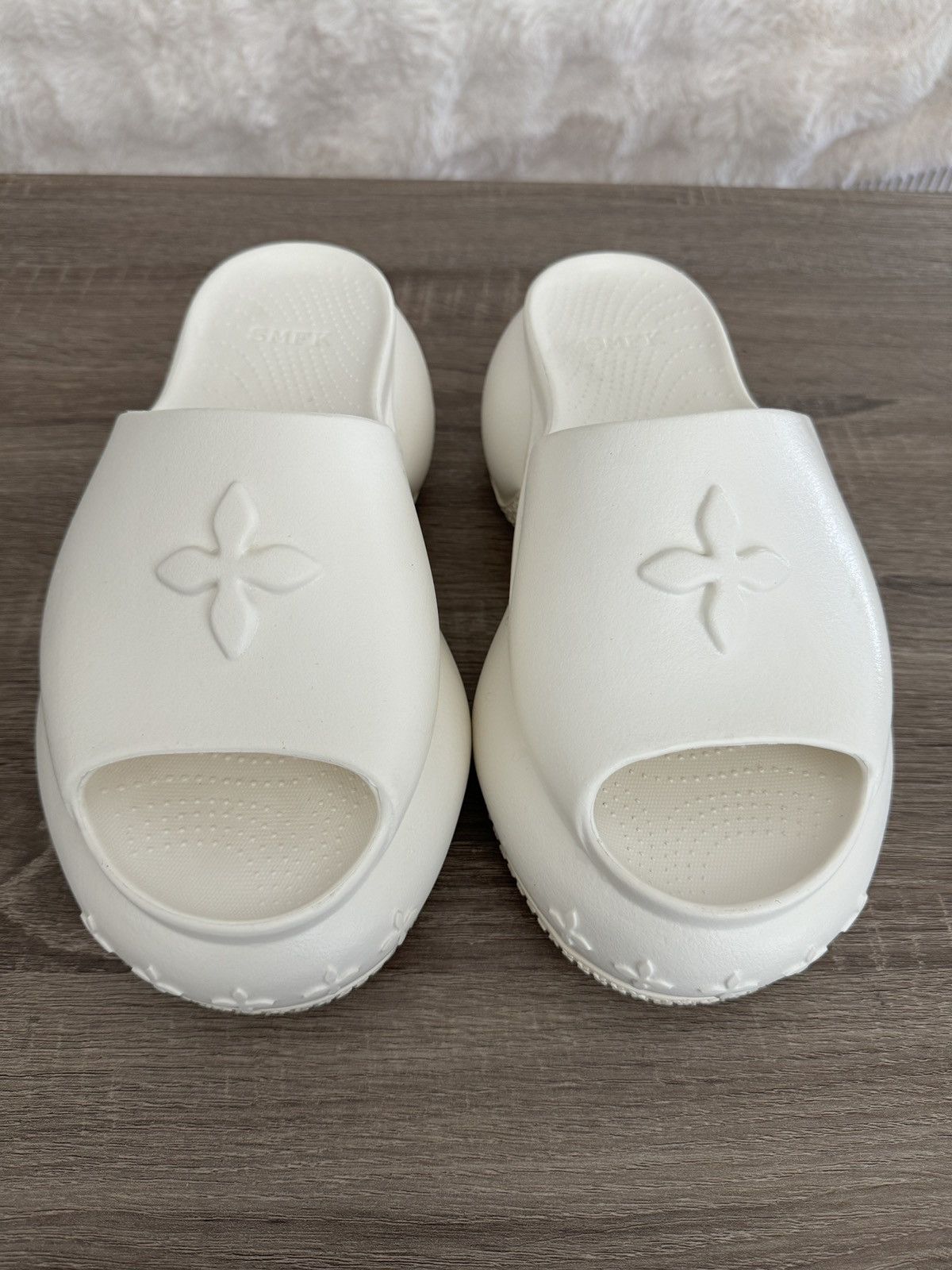 SMFK HIGH-HEEL BUMPER SANDAL IN WHITE Size US 8 / IT 38 - 2 Thumbnail