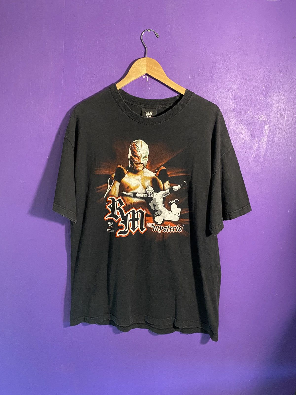 Vintage × WWF Vintage 90s/00s WWF Rey Mysterio 6 one 9 t-shirt Size US XL / EU 56 / 4 - 1 Thumbnail