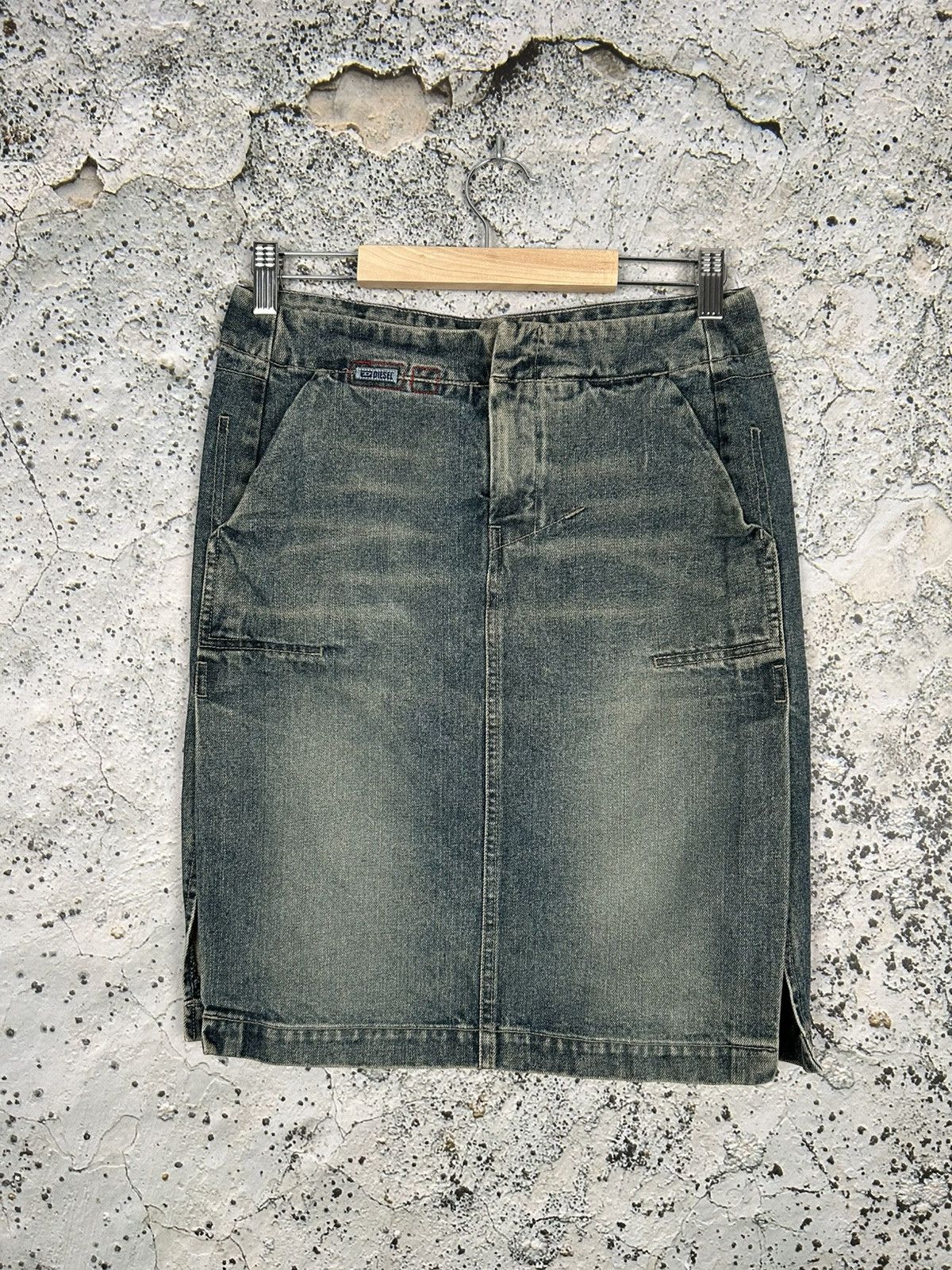 Diesel Vintage Diesel Y2K Avantgarde Midi Denjm Skirt Jeans Size 26" / US 2 / IT 38 - 1 Thumbnail