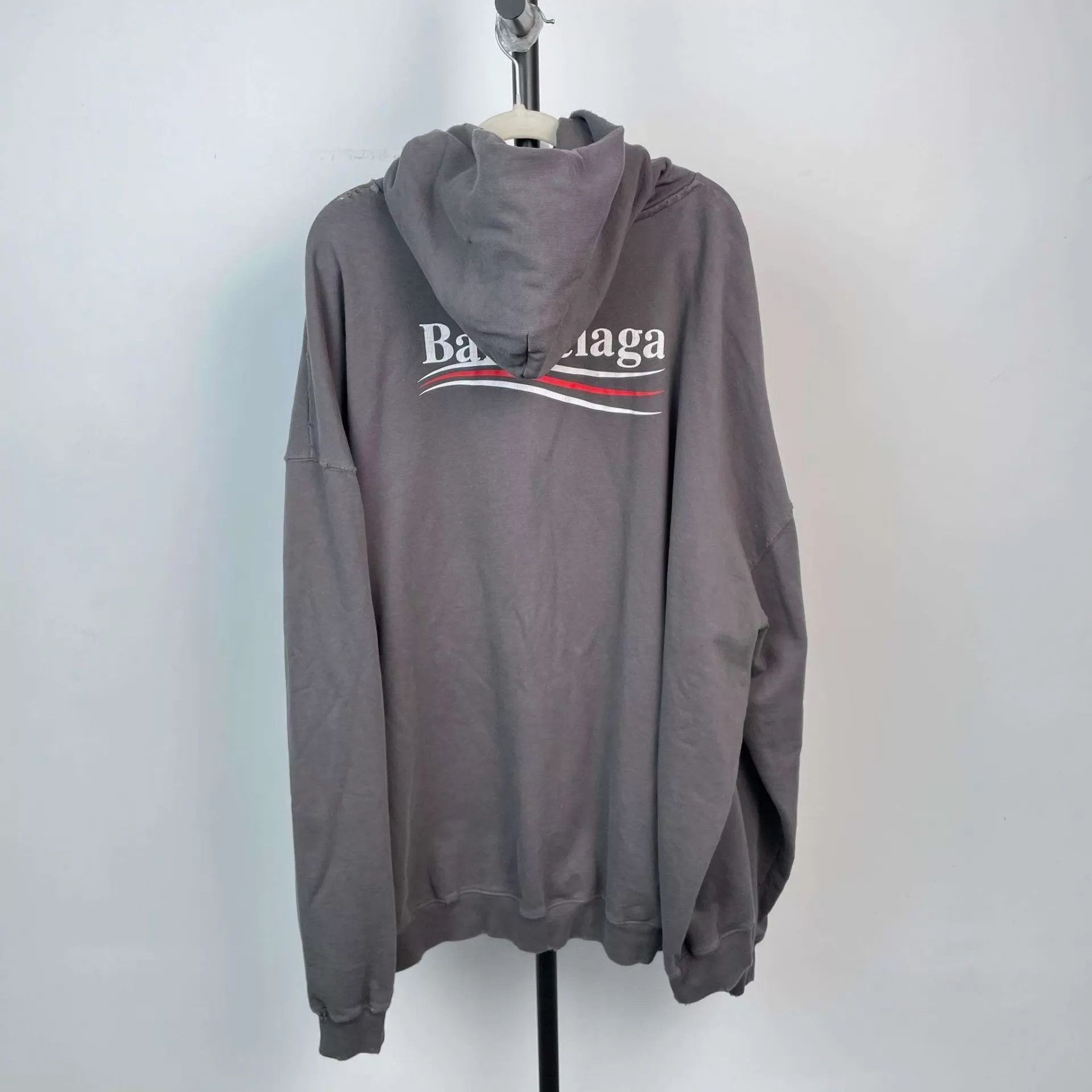 Balenciaga Balenciaga 95 New logo print casual hoodie XL Size US XL / EU 56 / 4 - 2 Thumbnail