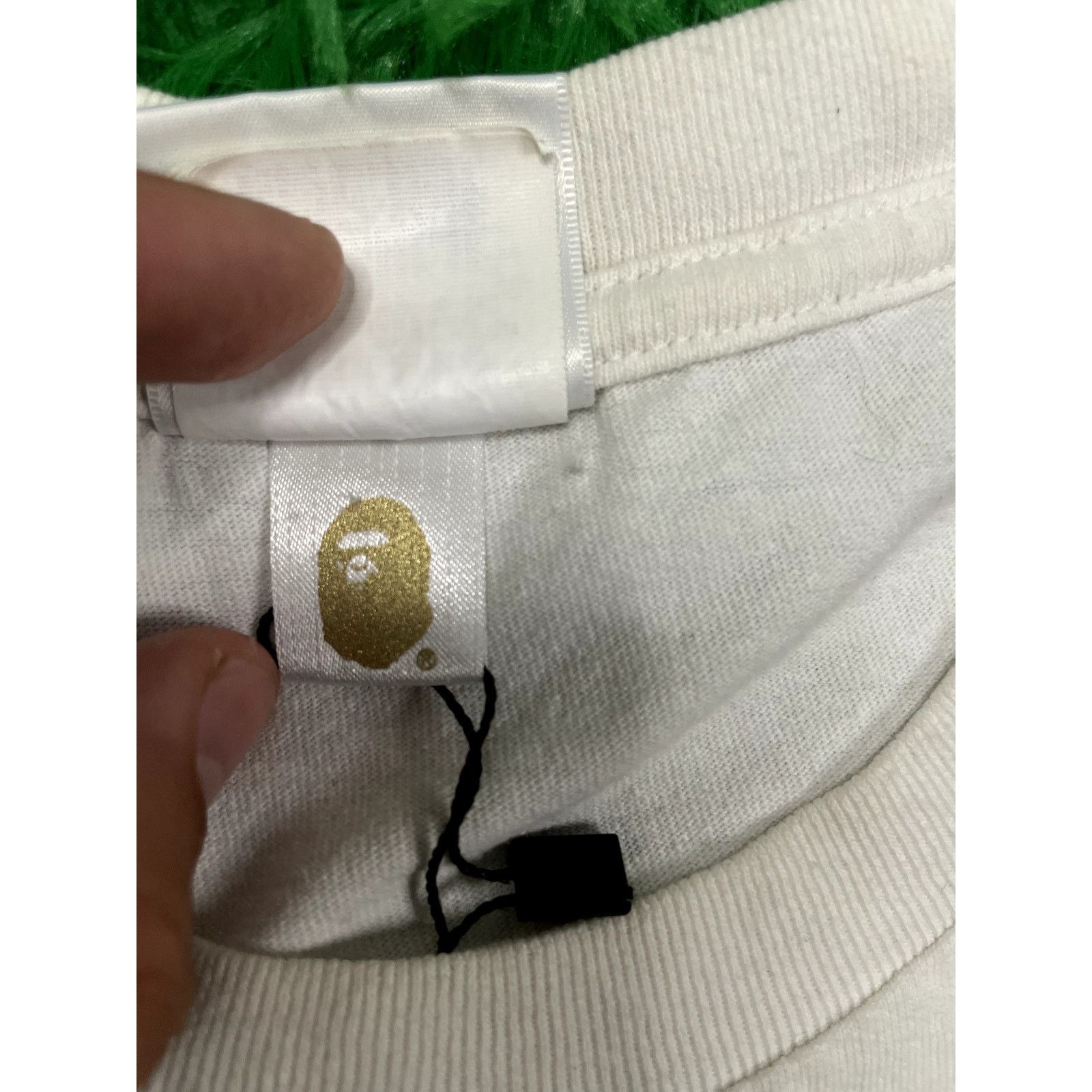 Bape BAPE Tokyo Tee White Red size:Medium Used Size US M / EU 48-50 / 2 - 6 Thumbnail