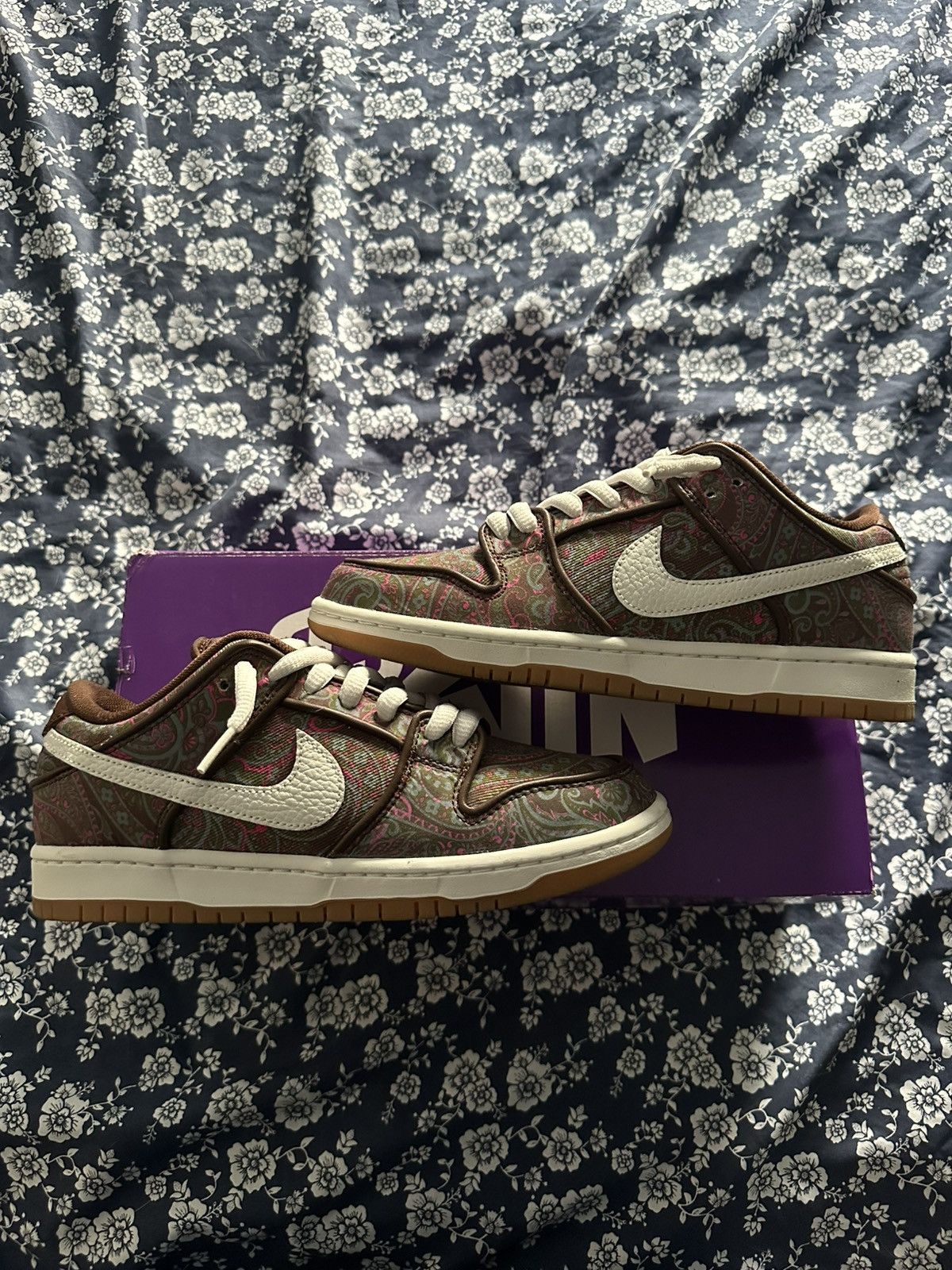 Nike SB Nike SB Paisley Brown Dunk Low Pro Size US 7 / EU 40 - 1 Thumbnail