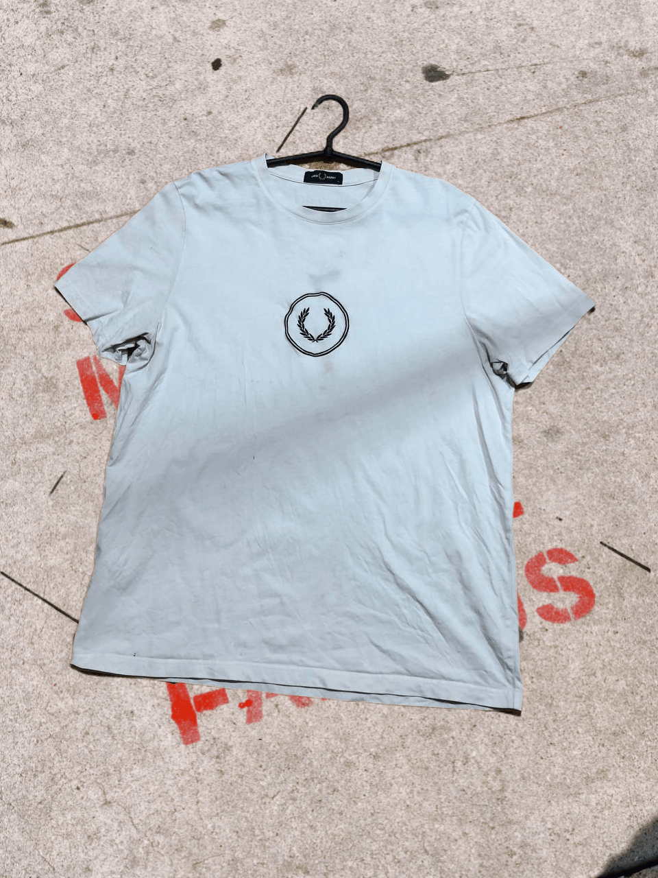Fred Perry VINTAGE FRED PERRY CENTER LOGO STREETWEAR TEE Size US XL / EU 56 / 4 - 1 Thumbnail