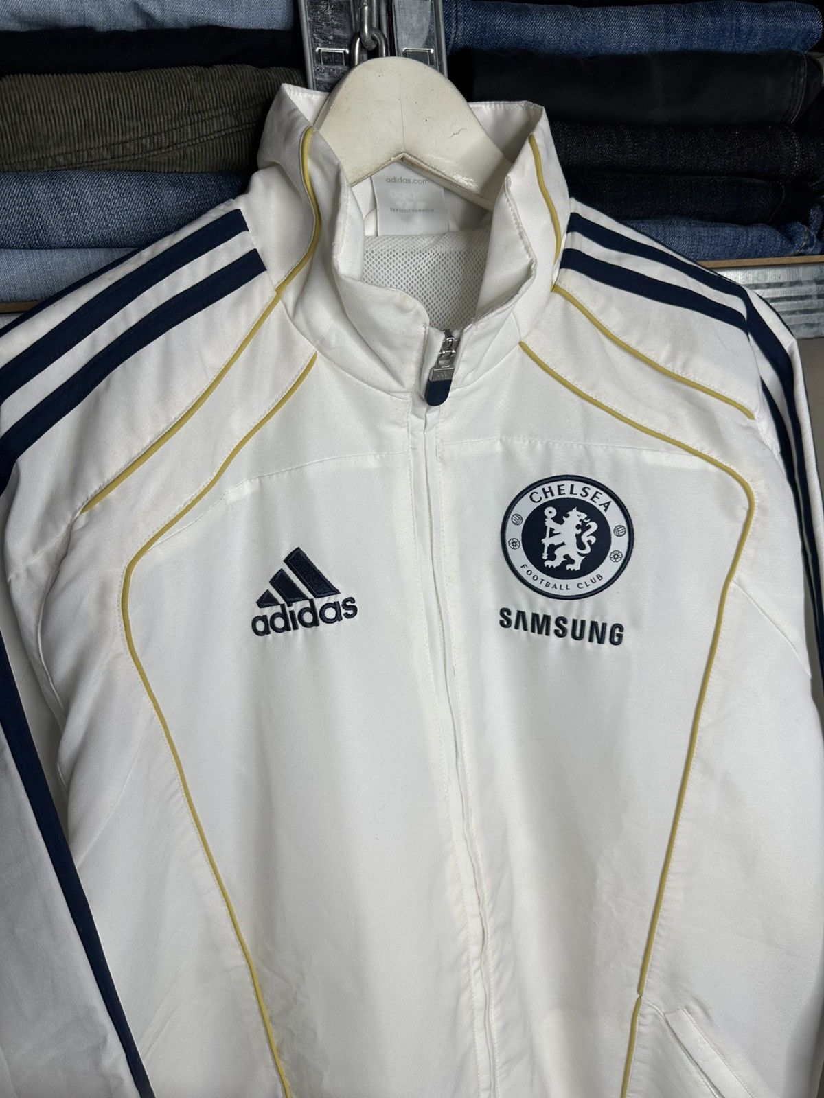 Adidas Vintage Adidas Chelsea FC Football Track Jacket Size S/M Size US M / EU 48-50 / 2 - 3 Thumbnail