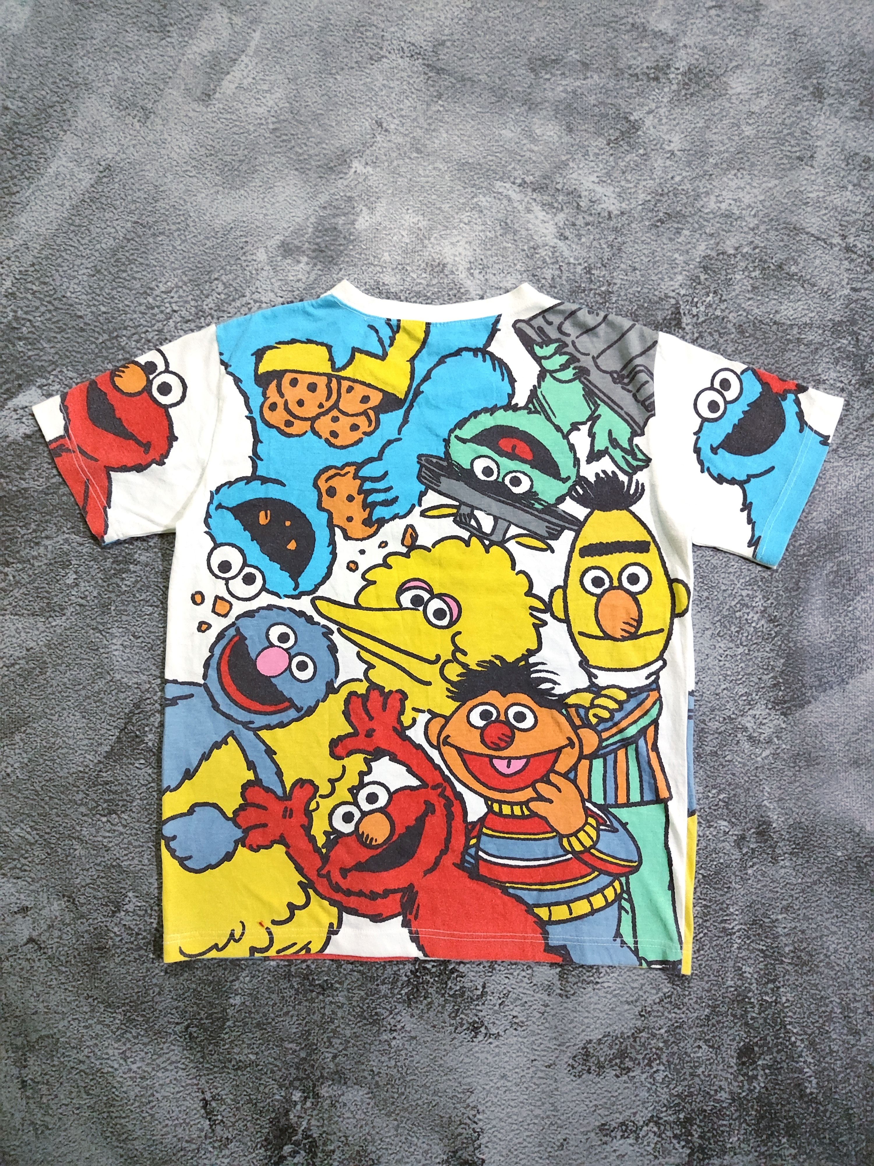 Universal Studios Vintage Sesame Street Universal Studios Japan Size US M / EU 48-50 / 2 - 2 Thumbnail