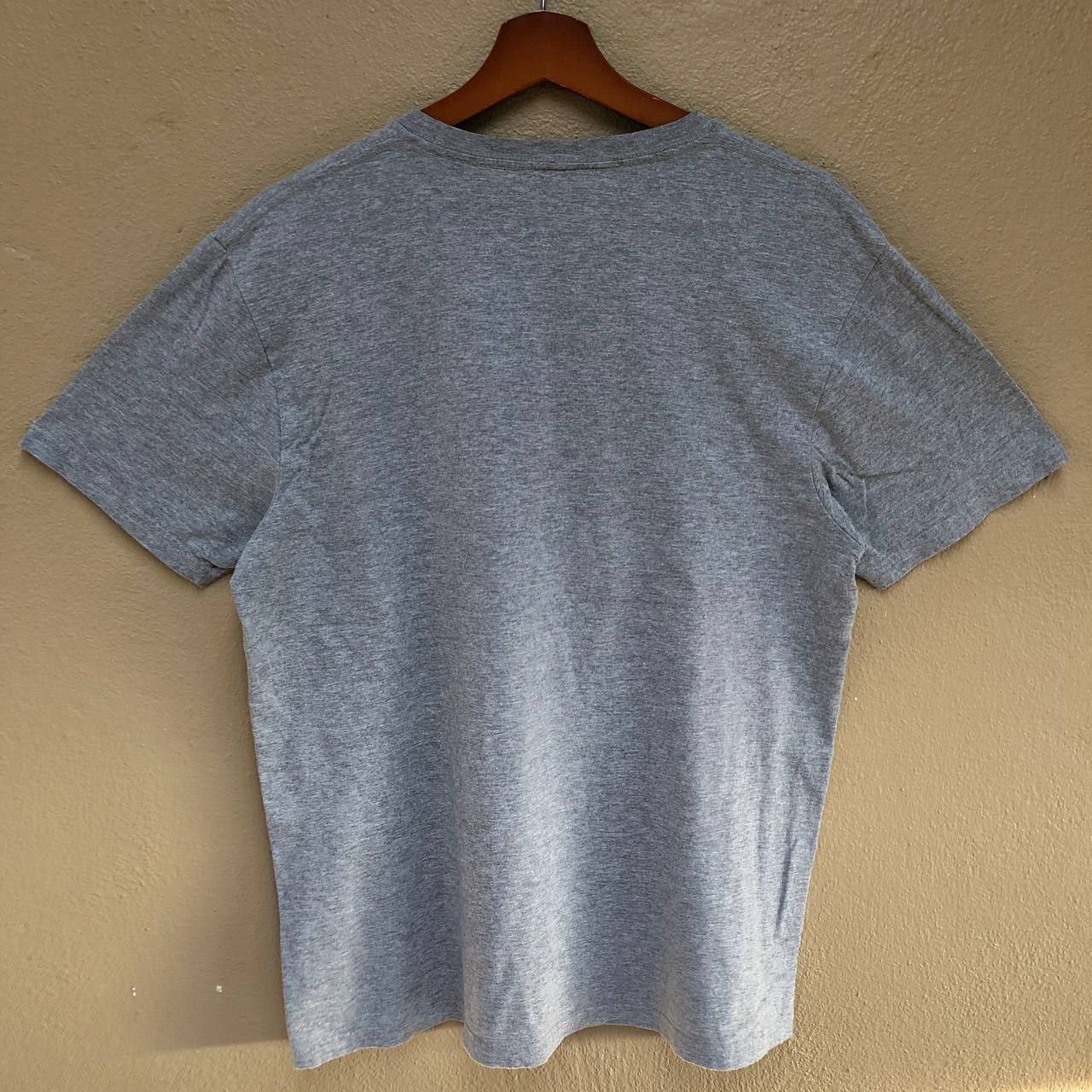 Other Rare Banksy ‘ The GIFT’ Art Tees Size US M / EU 48-50 / 2 - 2 Thumbnail