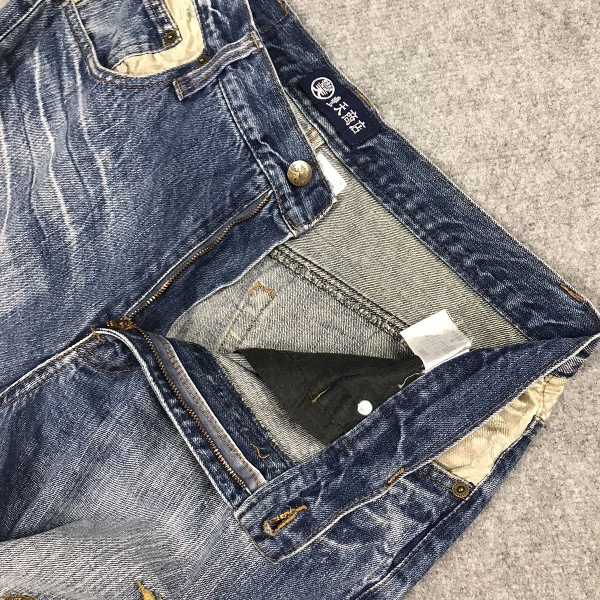 Japanese Brand JAPANESE BRAND EMBROIDERY GARUDA DENIM PANTS Size US 33 - 17 Thumbnail
