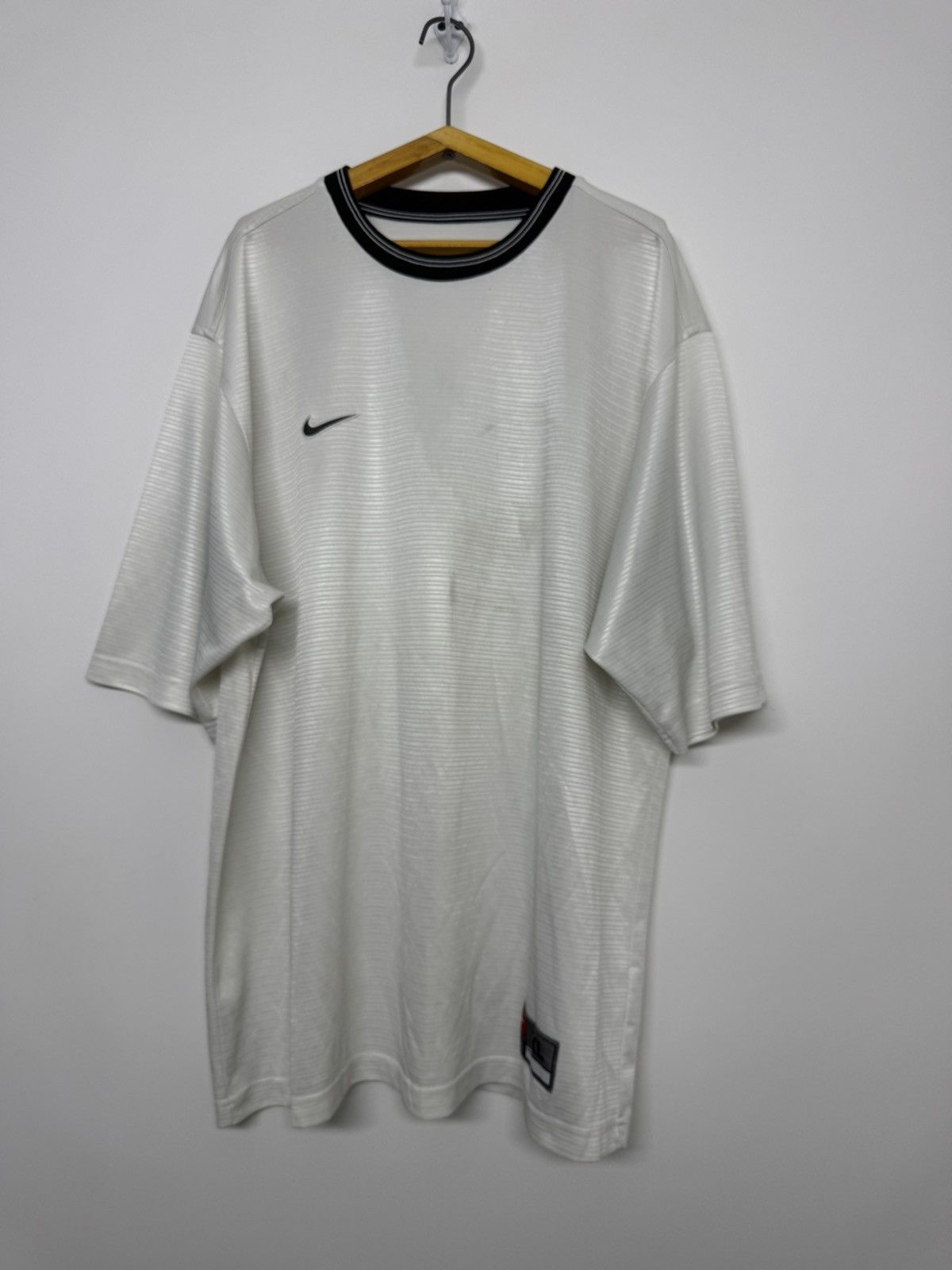 Nike Vintage Nike Y2k Team t shirt 00’s Size US XL / EU 56 / 4 - 2 Thumbnail