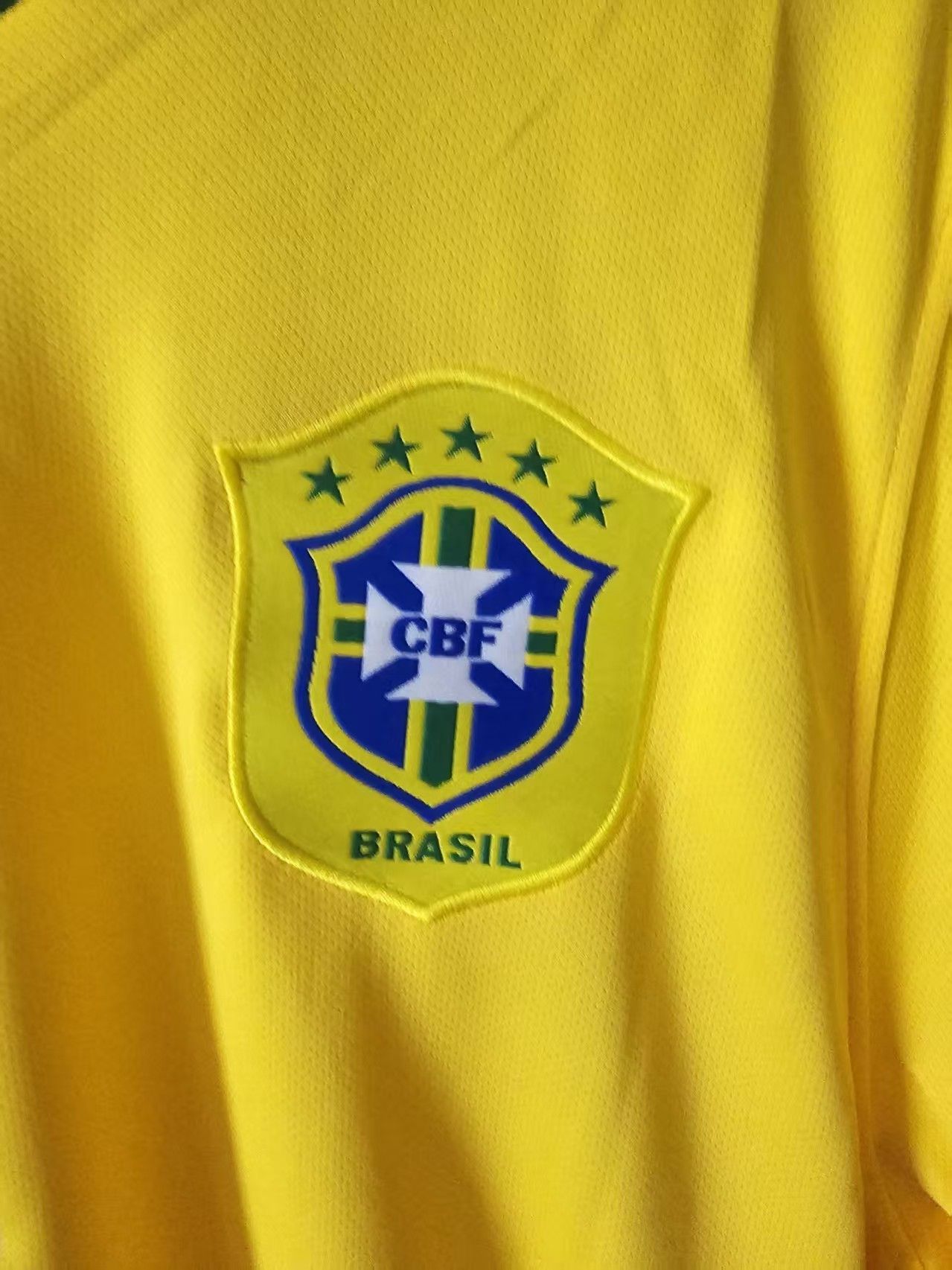 Other 2006 Brazil #8 Kaka Jersey Home Size US XL / EU 56 / 4 - 5 Thumbnail