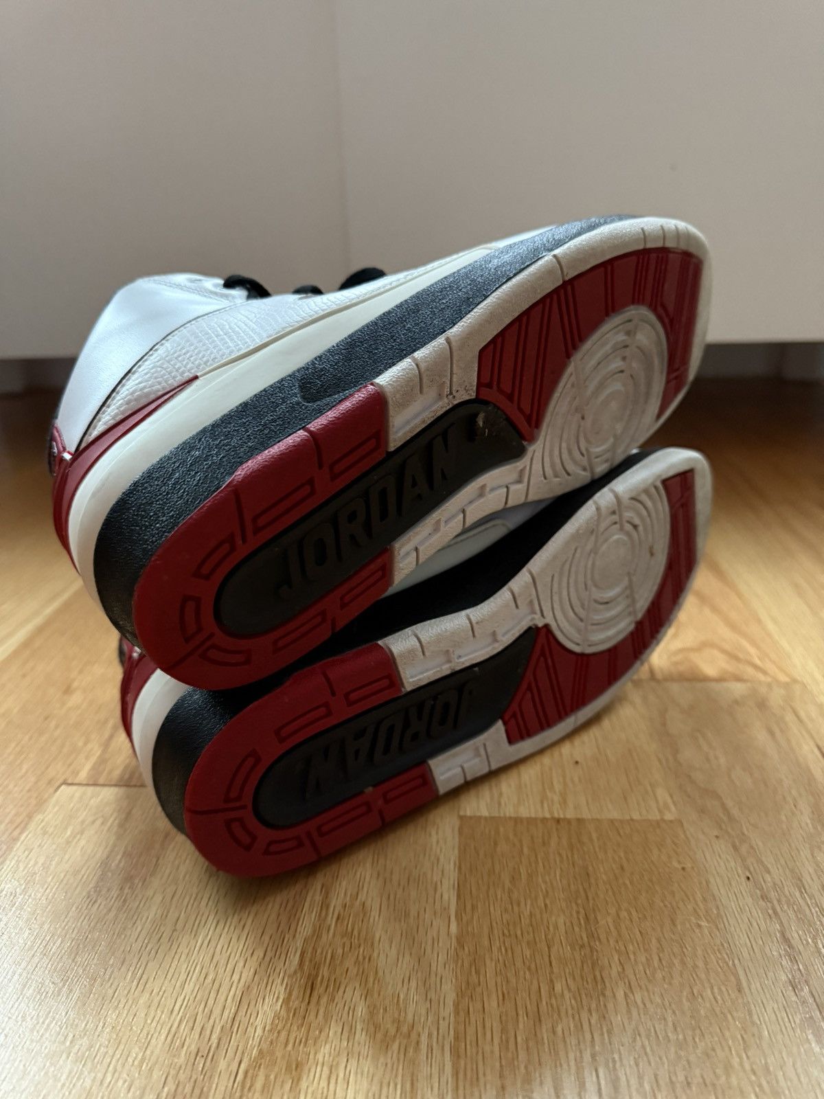 Jordan Brand Air jordan 2 QF white varsity red (2010) US8 Size US 8 / EU 41 - 7 Thumbnail