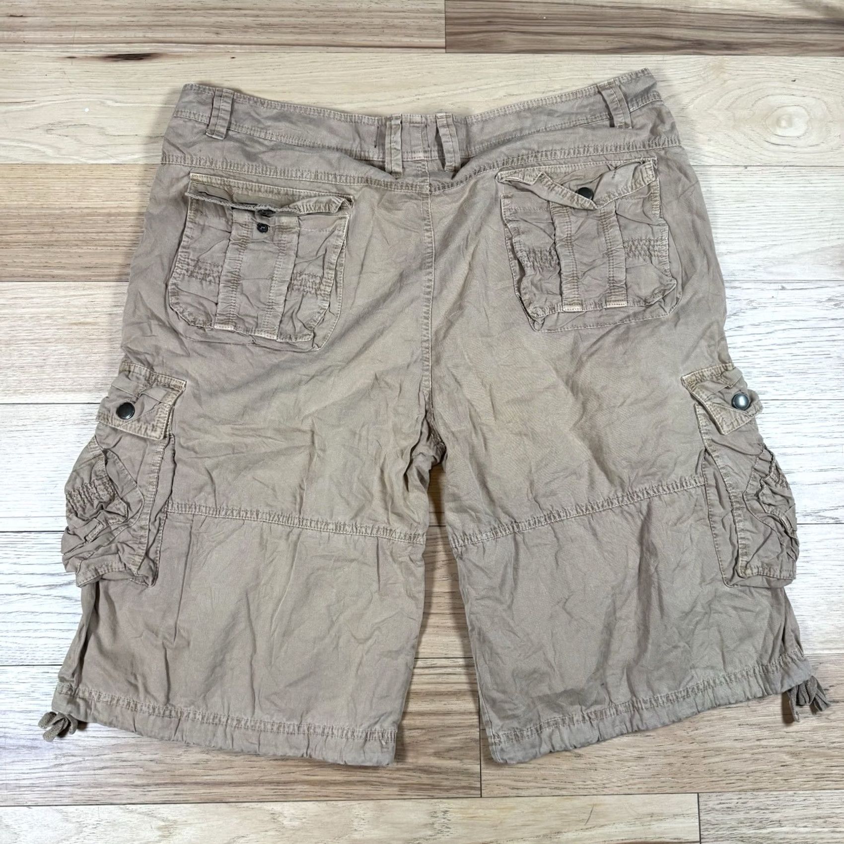 Polo Ralph Lauren VINTAGE 90s Polo Ralph Lauren Cargo Shorts Mens 38 Khaki Blue Military Paratrooper Polo Ralph Lauren Cargo Shorts Mens 38 90s Size US M / EU 48-50 / 2 - 7 Thumbnail