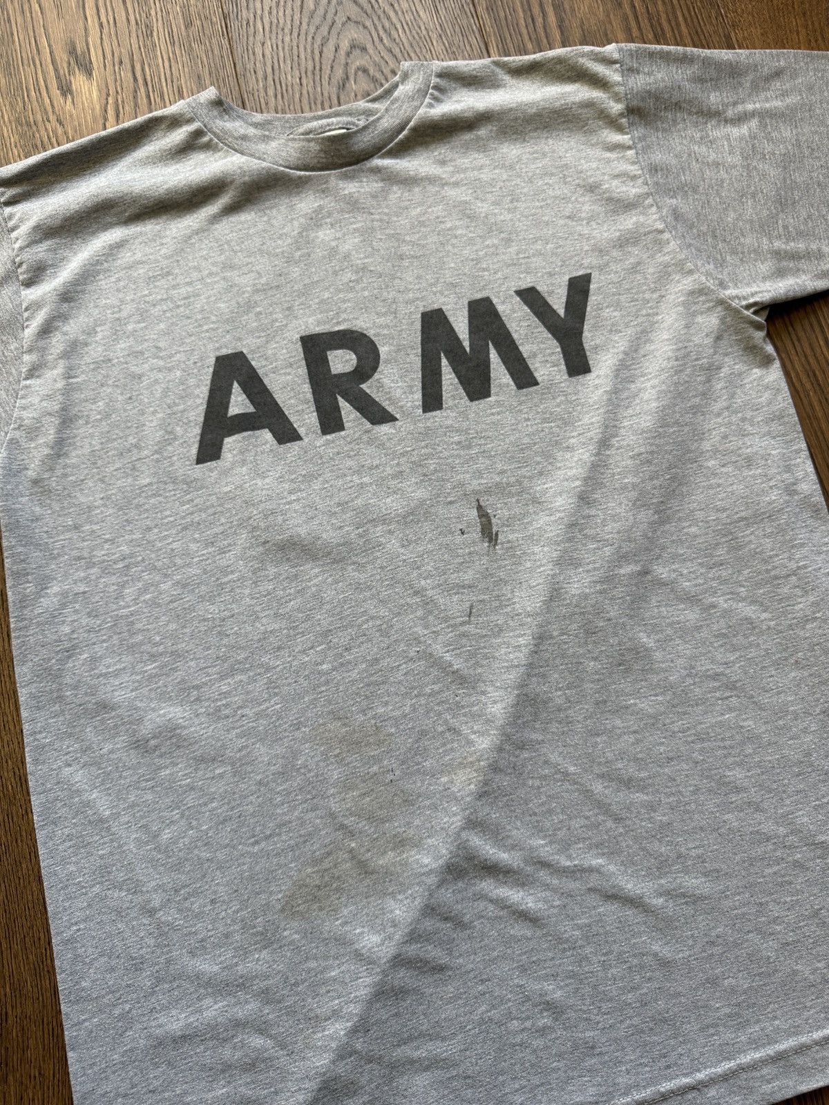 Vintage Vintage Y2K US Army Military Graphic Tee Size US XL / EU 56 / 4 - 5 Thumbnail