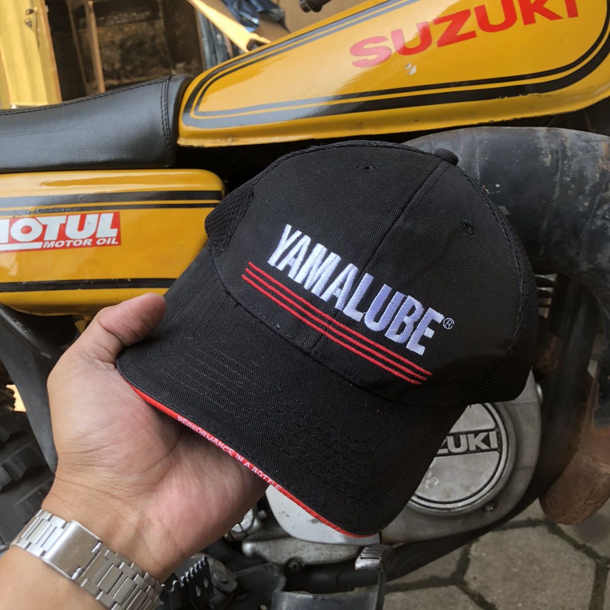 Vintage Vintage Yamaha Yamalube Oil Official Flexfit Hat Size ONE SIZE - 2 Thumbnail