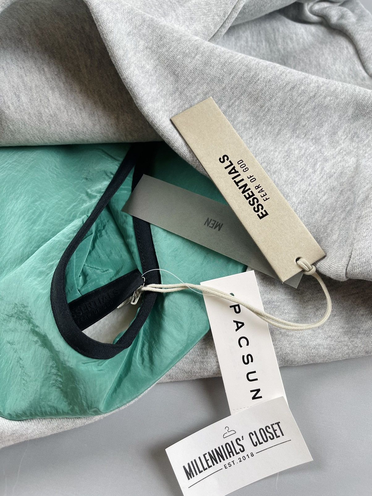 Essentials Fear of God Essentials Hoodie Light Heather Grey Nylon S Size US S / EU 44-46 / 1 - 7 Thumbnail