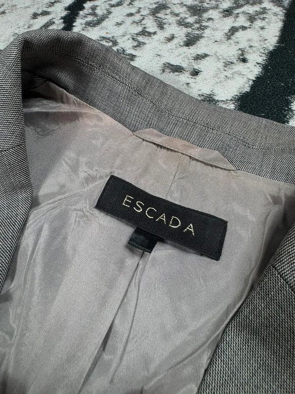 Escada Escada jacket gray 40 L Size L / US 10 / IT 46 - 4 Thumbnail