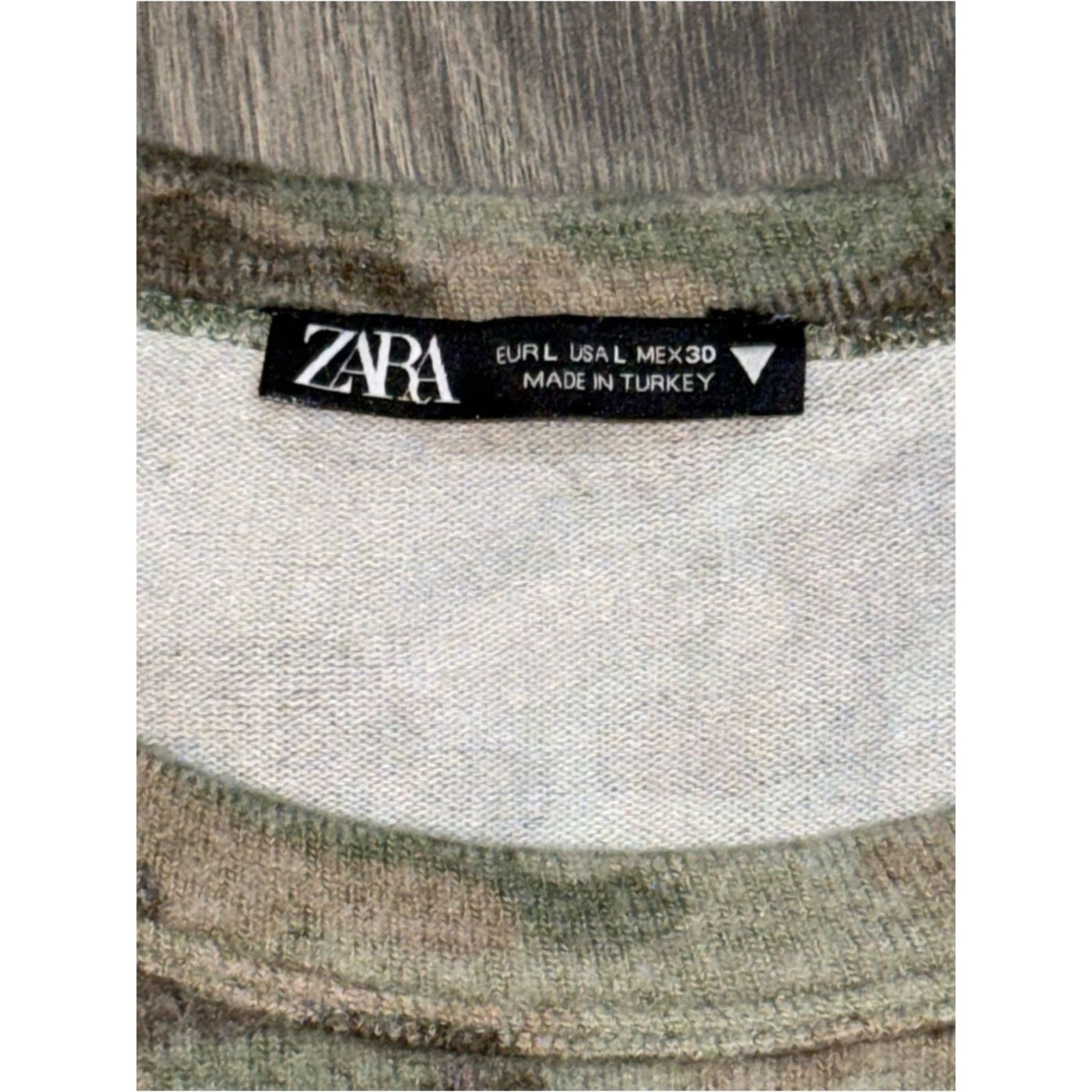 Zara Zara Soft Camo Print Crop Top Size Large Long Sleeves Size L / US 10 / IT 46 - 2 Thumbnail