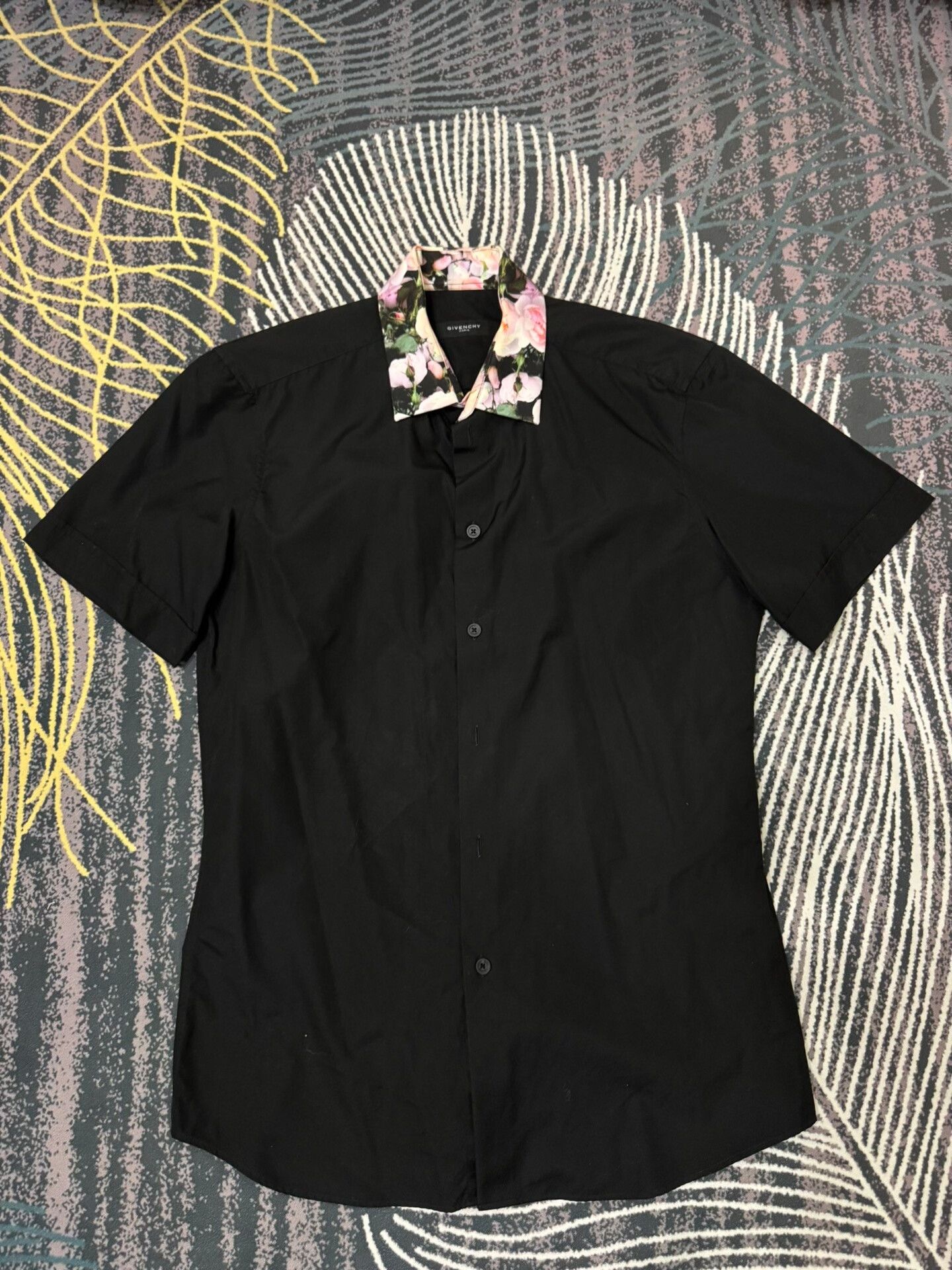 Givenchy Givenchy Short Sleeve Shirt Size US M / EU 48-50 / 2 - 1 Thumbnail