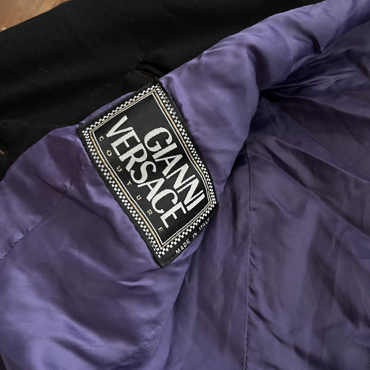 Versace FW 1993-1994 Gianni Versace Couture Boucle Jacket And skirt Size XS / US 0-2 / IT 36-38 - 6 Thumbnail
