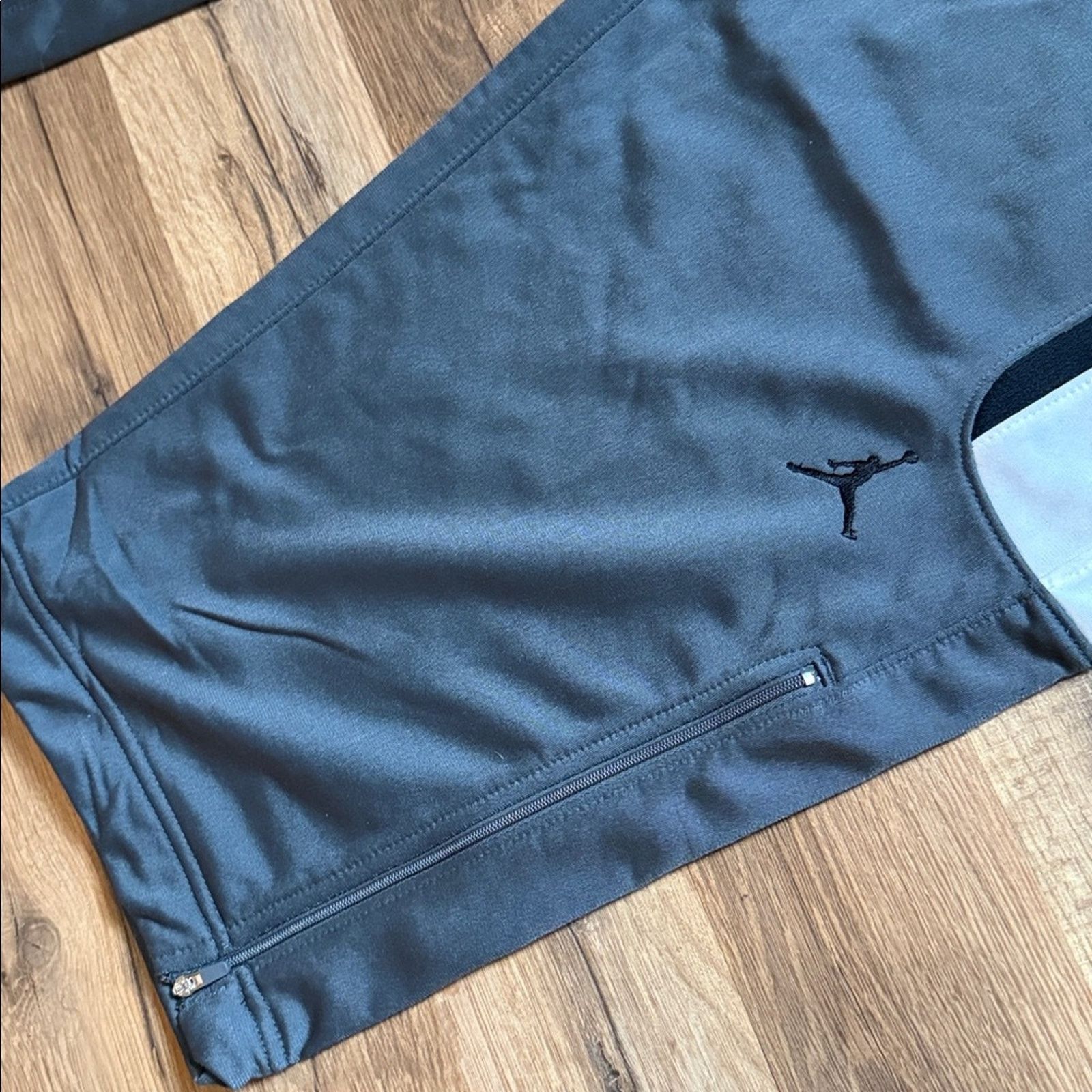 Jordan Brand 2012 Jordan Sweatpants Size US 28 / EU 44 - 5 Thumbnail