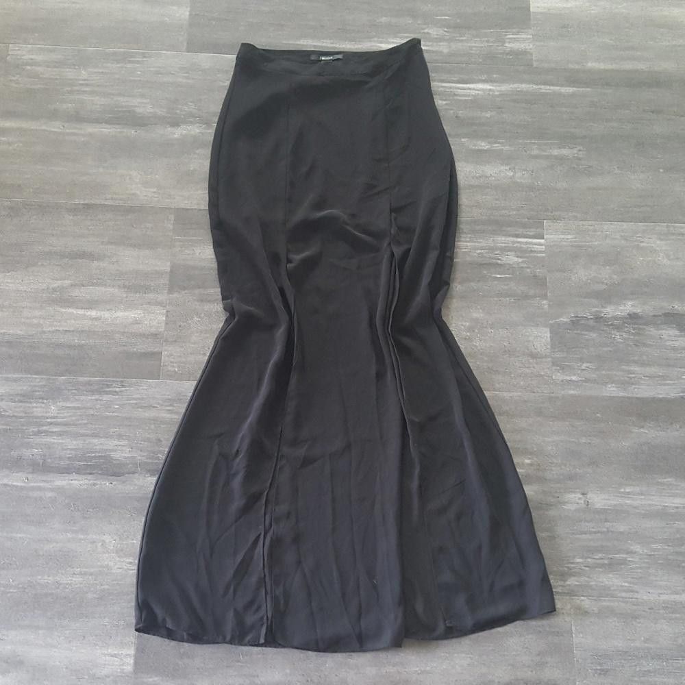Forever 21 Black Slit Detailed F21 Long Maxi Size 28" / US 6 / IT 42 - 1 Thumbnail
