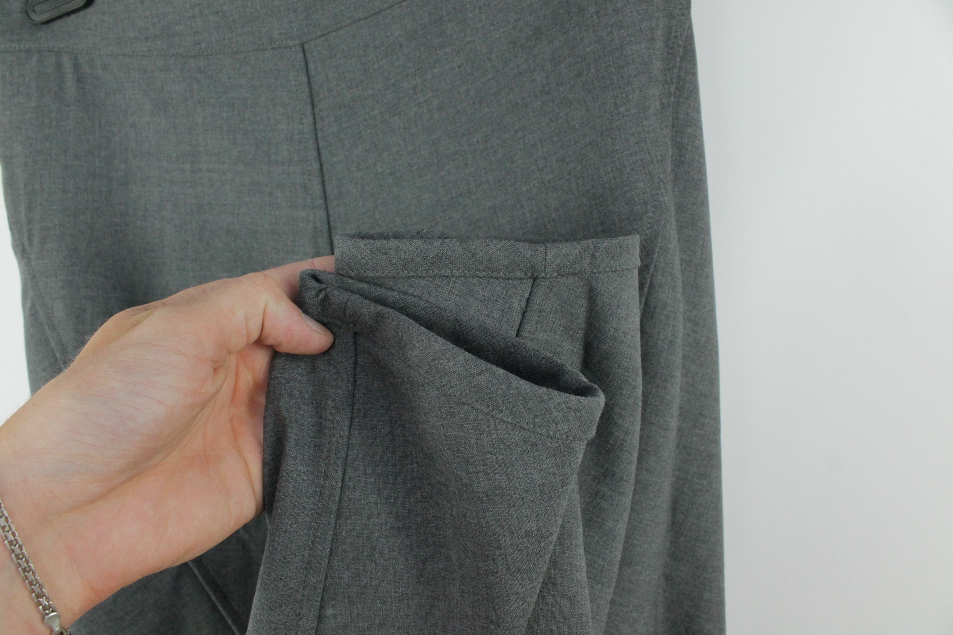Brunello Cucinelli Gunex Brunello Cucinelli Reversible Wool Skinny Trousers Size 28" / US 6 / IT 42 - 13 Thumbnail